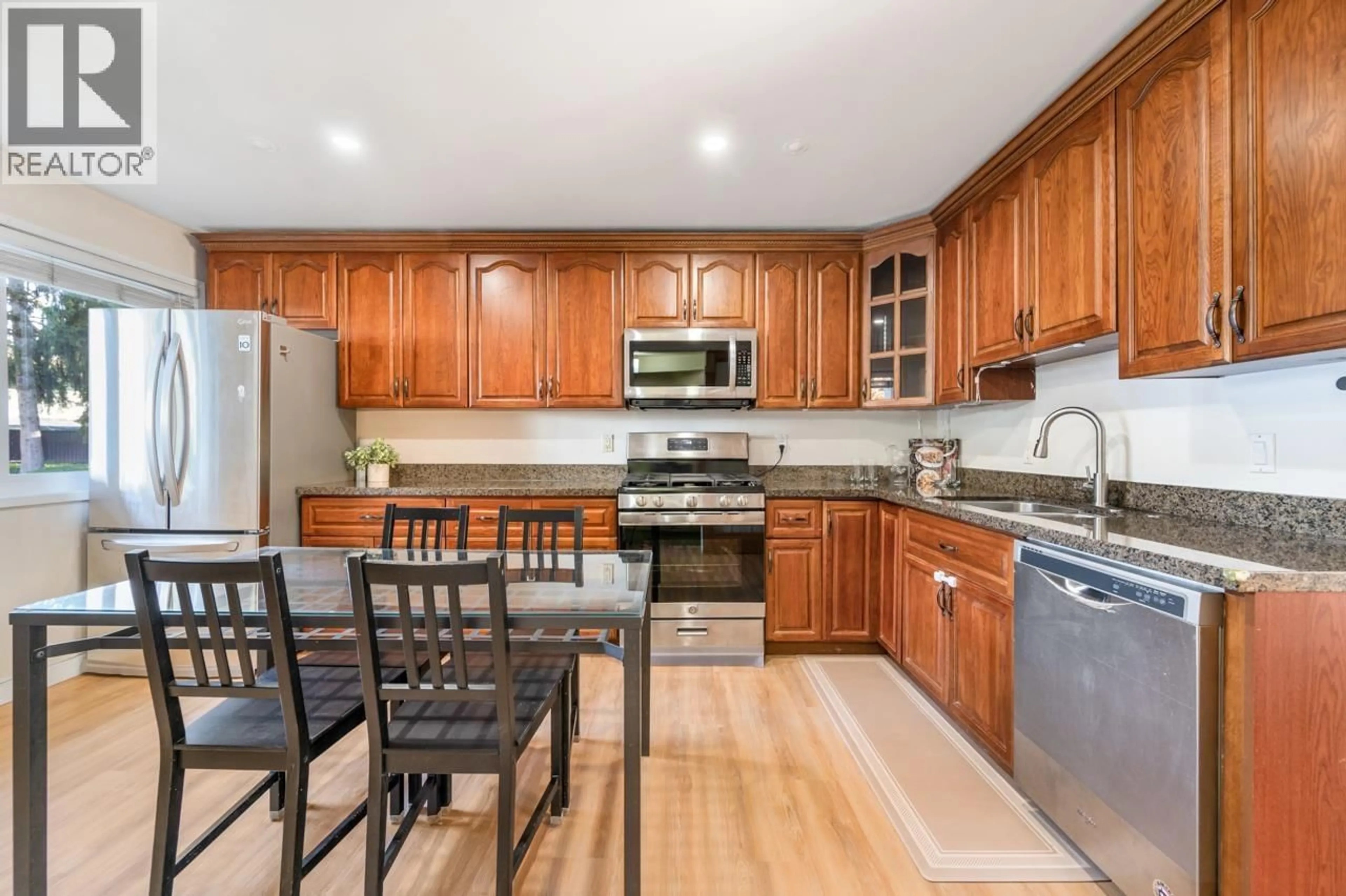 Open concept kitchen, unknown for 3365 GANYMEDE DRIVE, Burnaby British Columbia V3J1A5