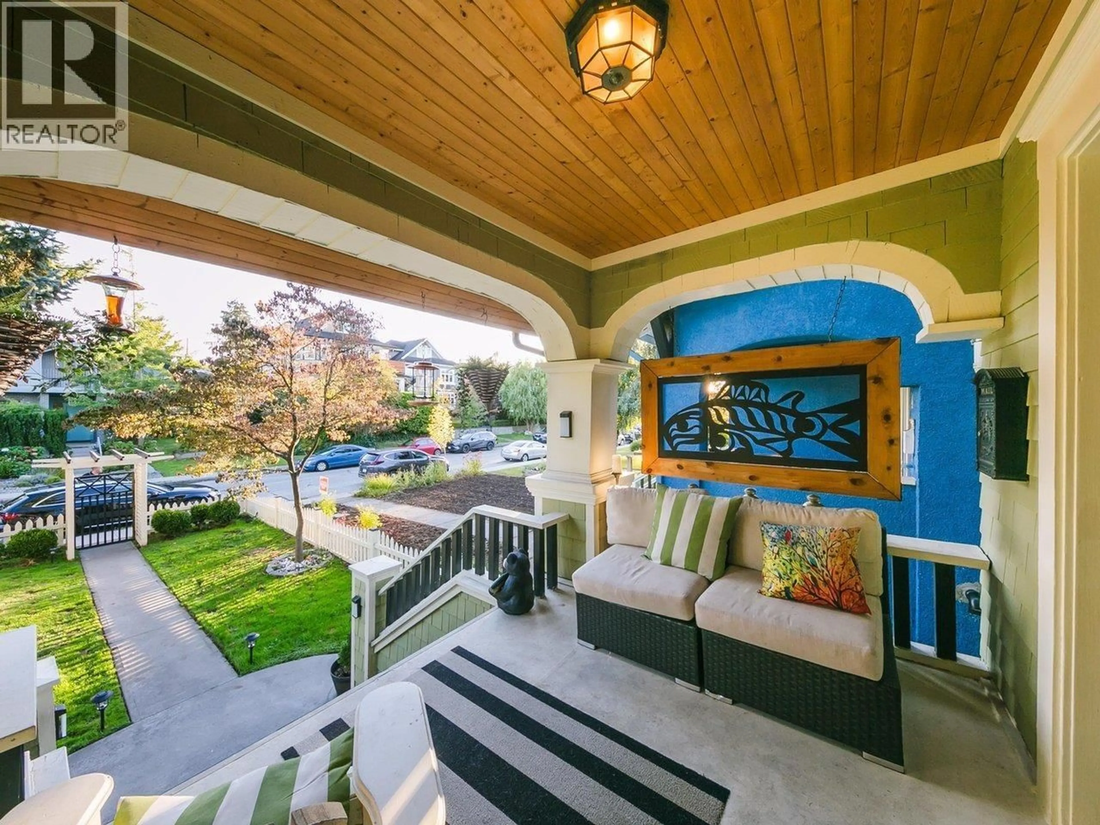 Patio, street for 153 19TH AVENUE, Vancouver British Columbia V5Y2B5