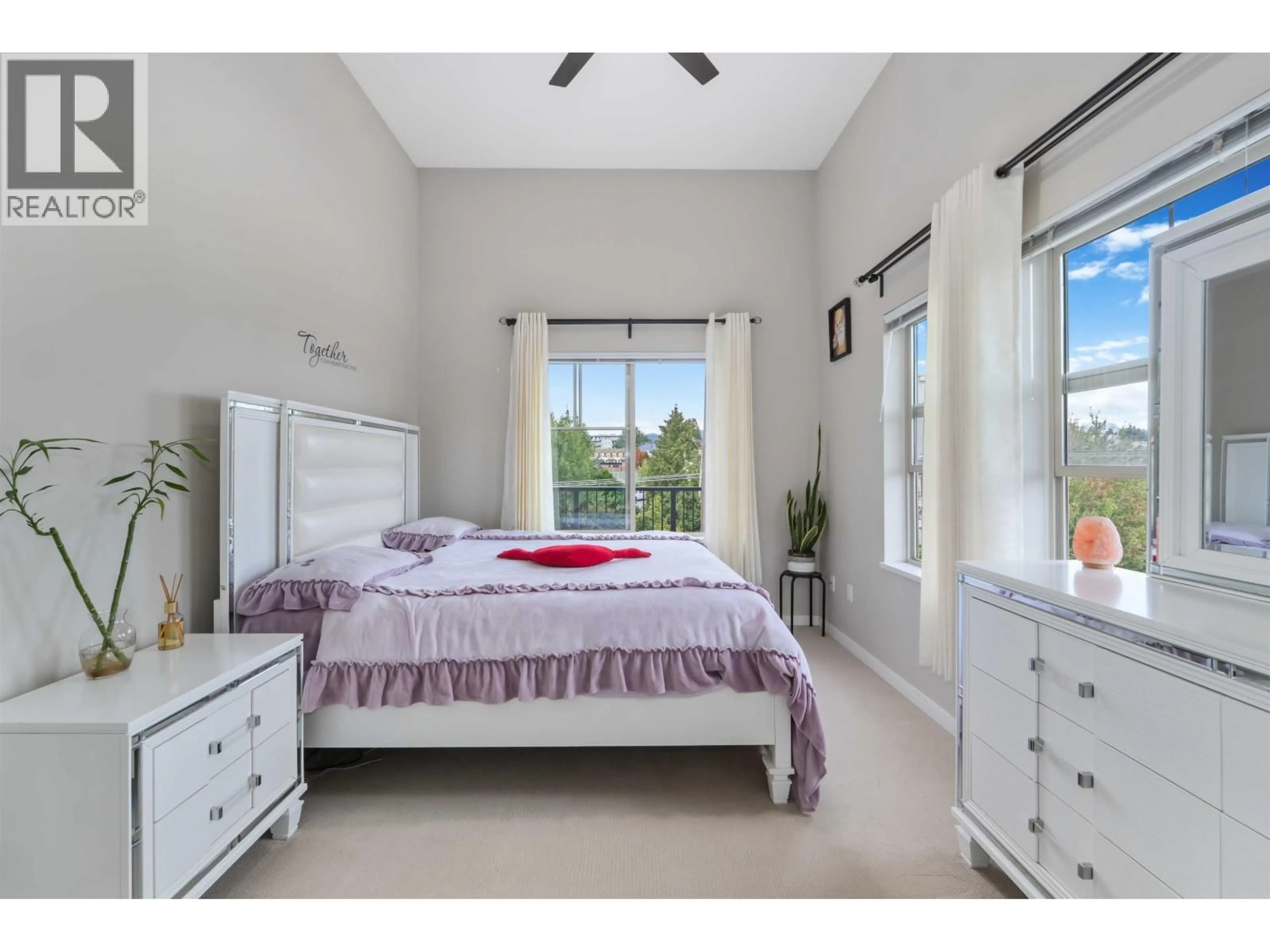 Bedroom with bed, unknown for 404 - 22290 NORTH AVENUE, Maple Ridge British Columbia V2X8Z8