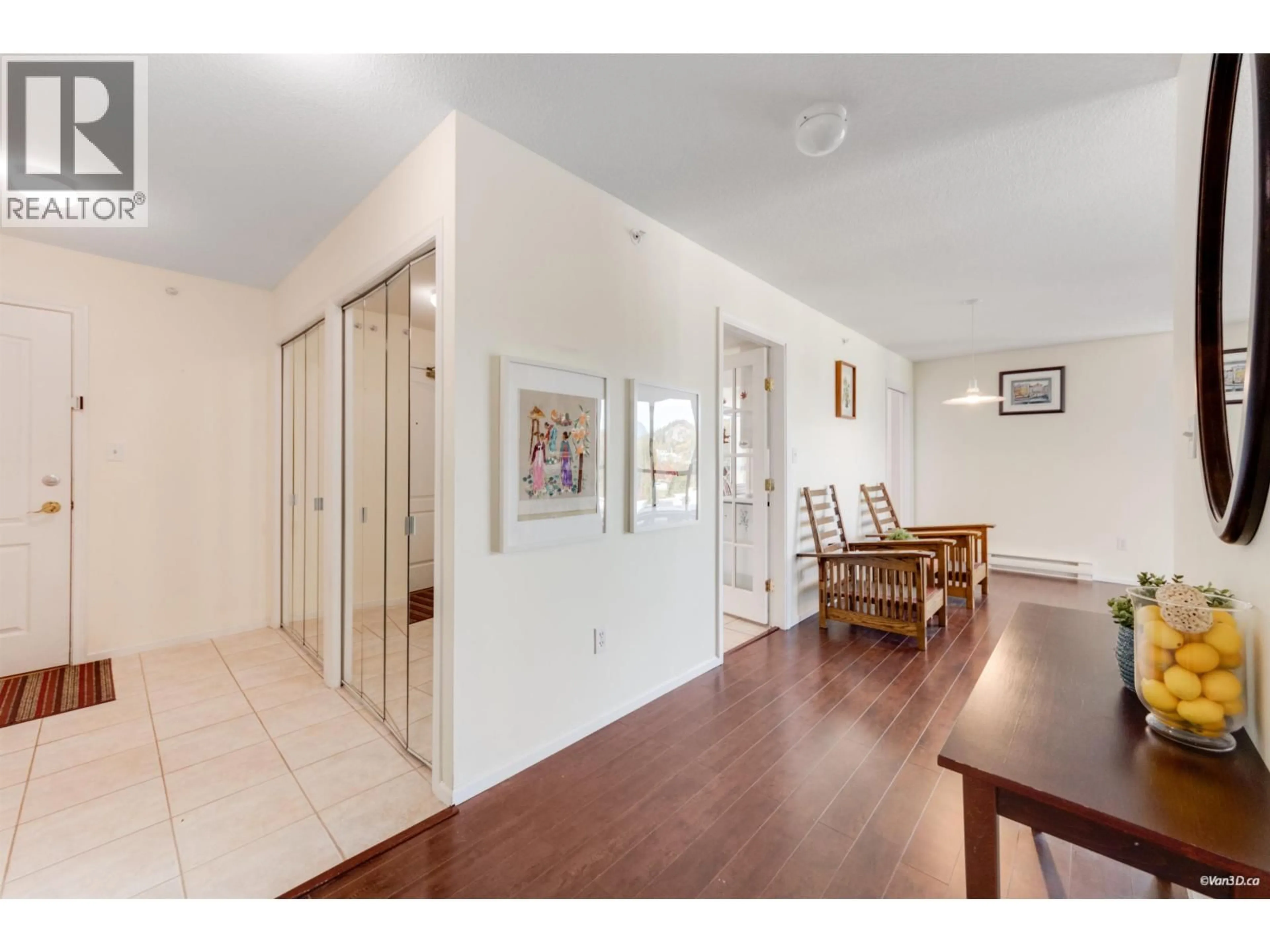 Indoor entryway for 908 - 1196 PIPELINE ROAD, Coquitlam British Columbia V3B7Z6