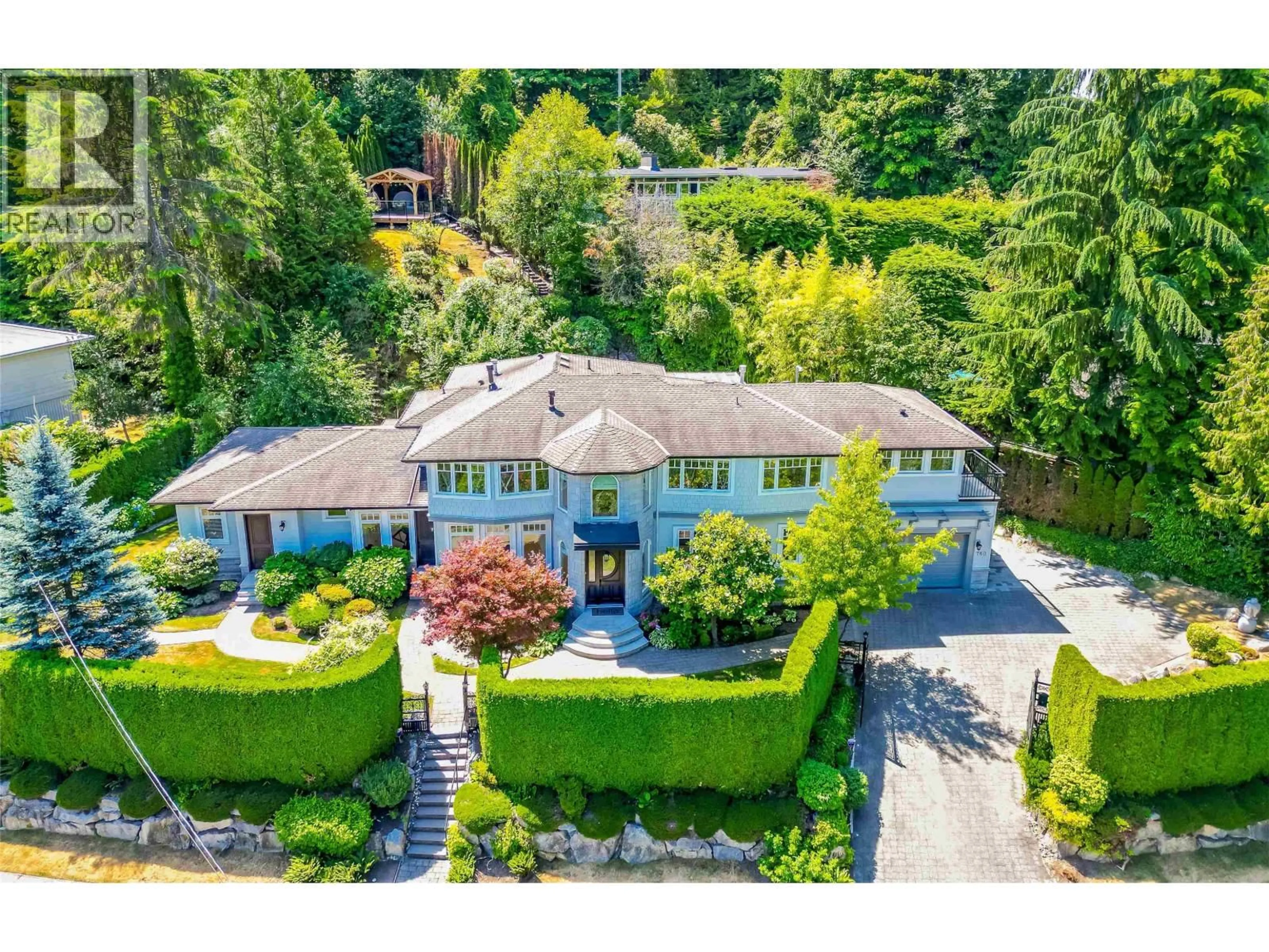 A pic from outside/outdoor area/front of a property/back of a property/a pic from drone, unknown for 760 BURLEY DRIVE, West Vancouver British Columbia V7T1Z6