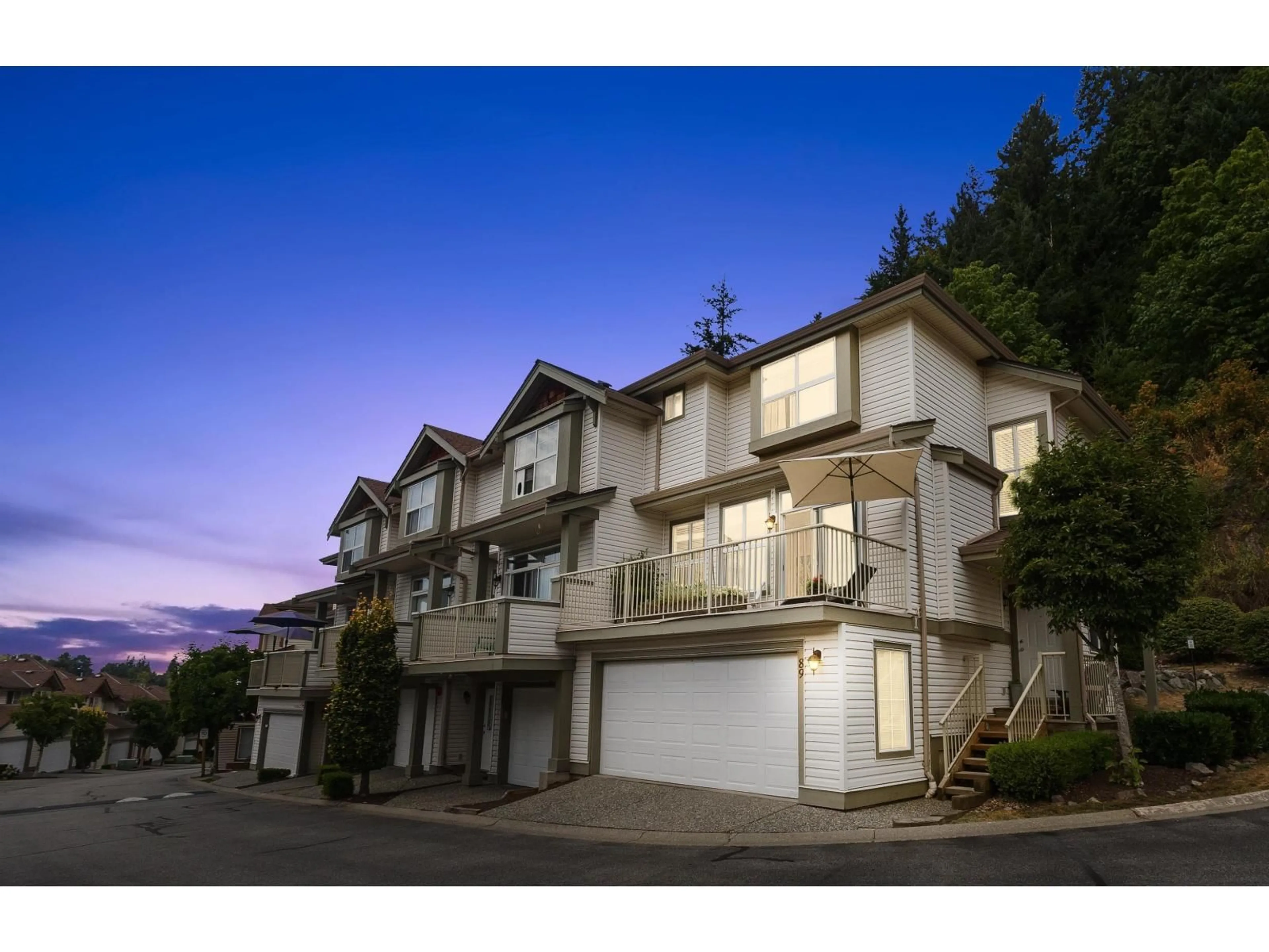 A pic from outside/outdoor area/front of a property/back of a property/a pic from drone, unknown for 89 - 35287 OLD YALE, Abbotsford British Columbia V3H8H5