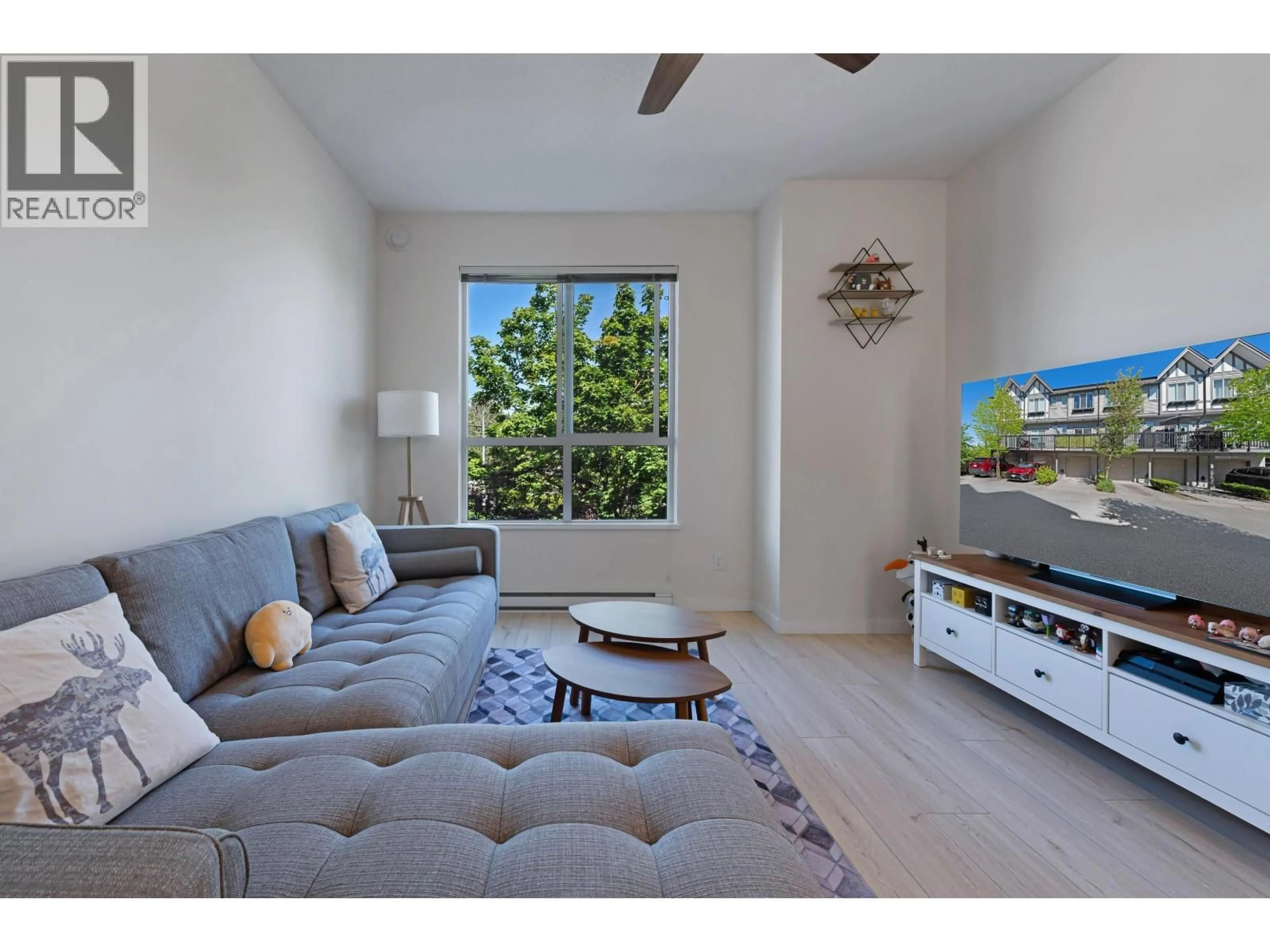 Living room with furniture, unknown for 75 - 9566 TOMICKI AVENUE, Richmond British Columbia V6X0E6