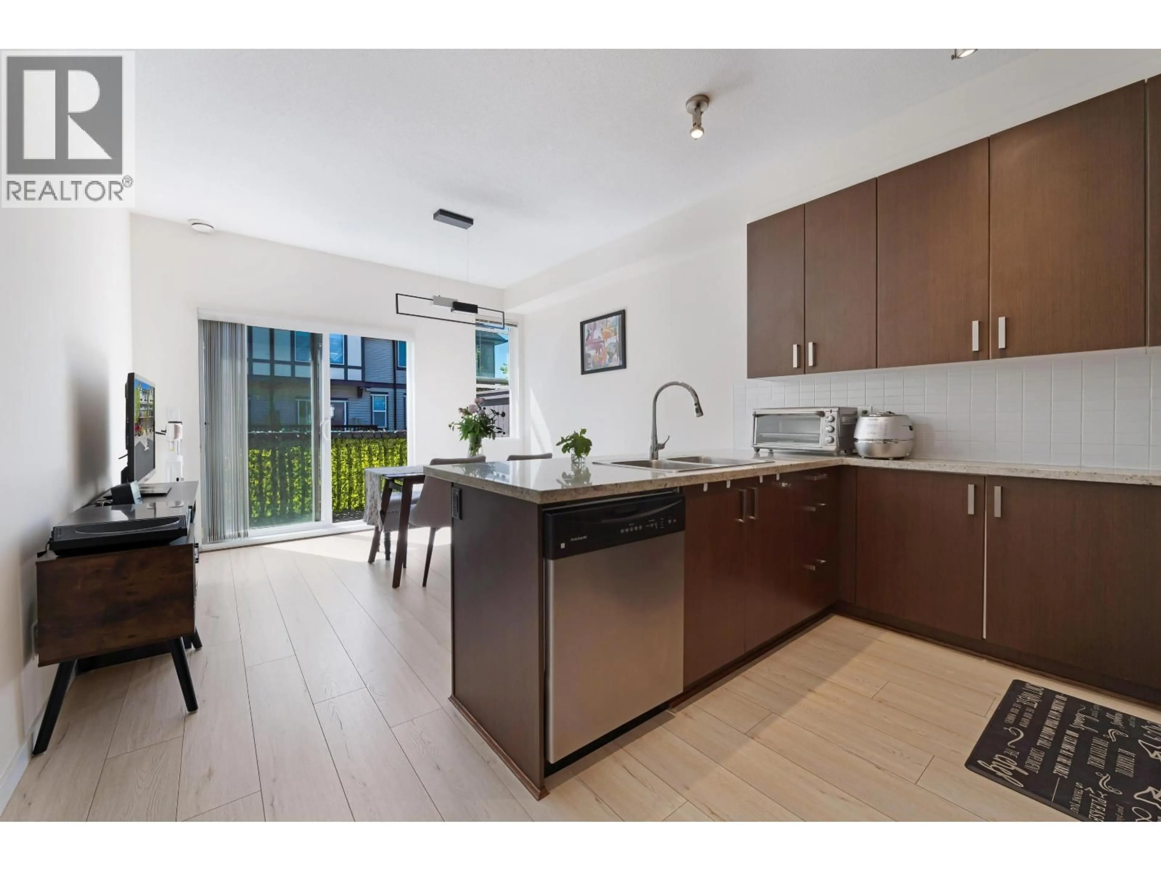 Open concept kitchen, unknown for 75 - 9566 TOMICKI AVENUE, Richmond British Columbia V6X0E6