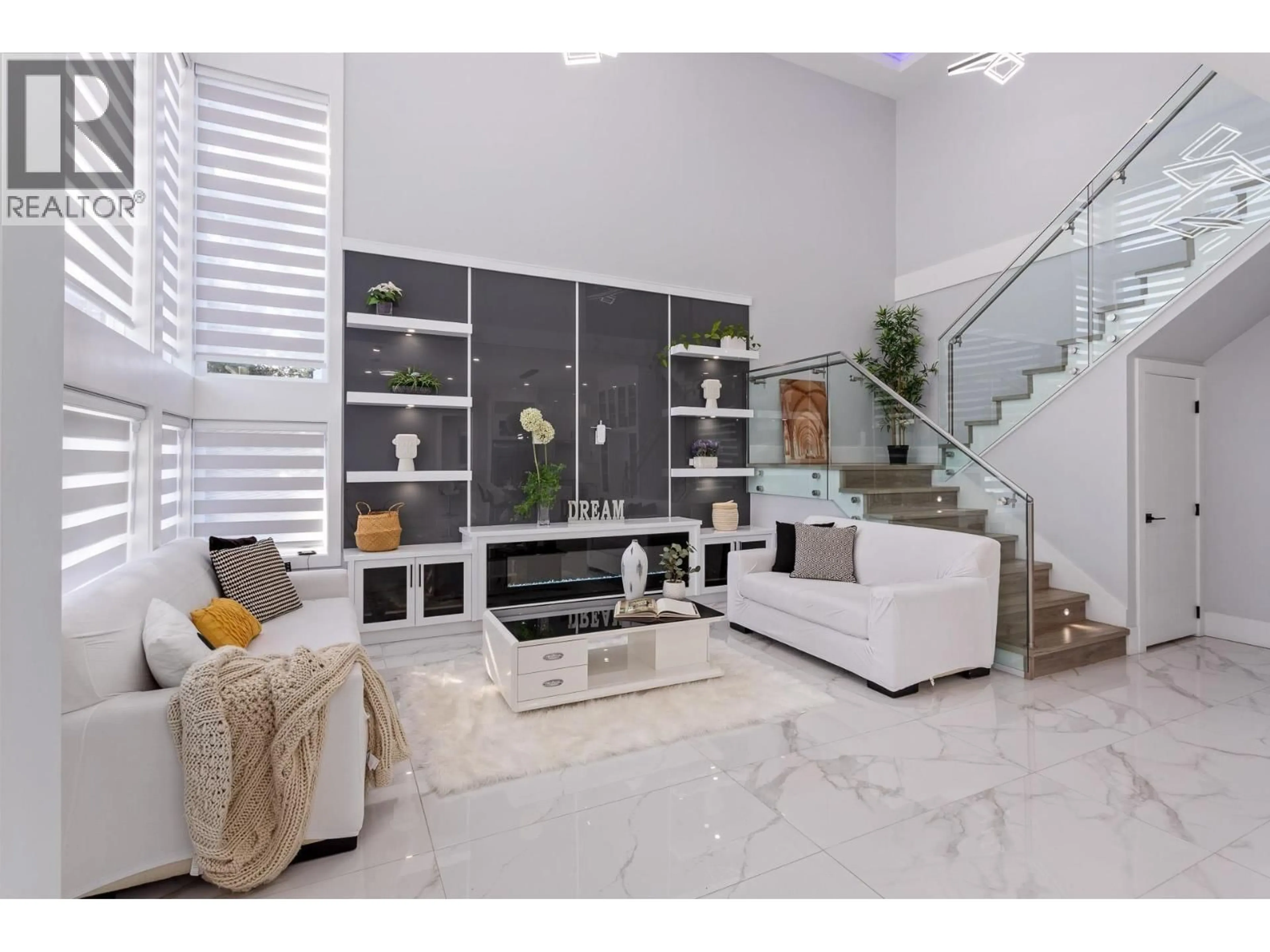 Unknown for 836 MACINTOSH STREET, Coquitlam British Columbia V3J4Z2