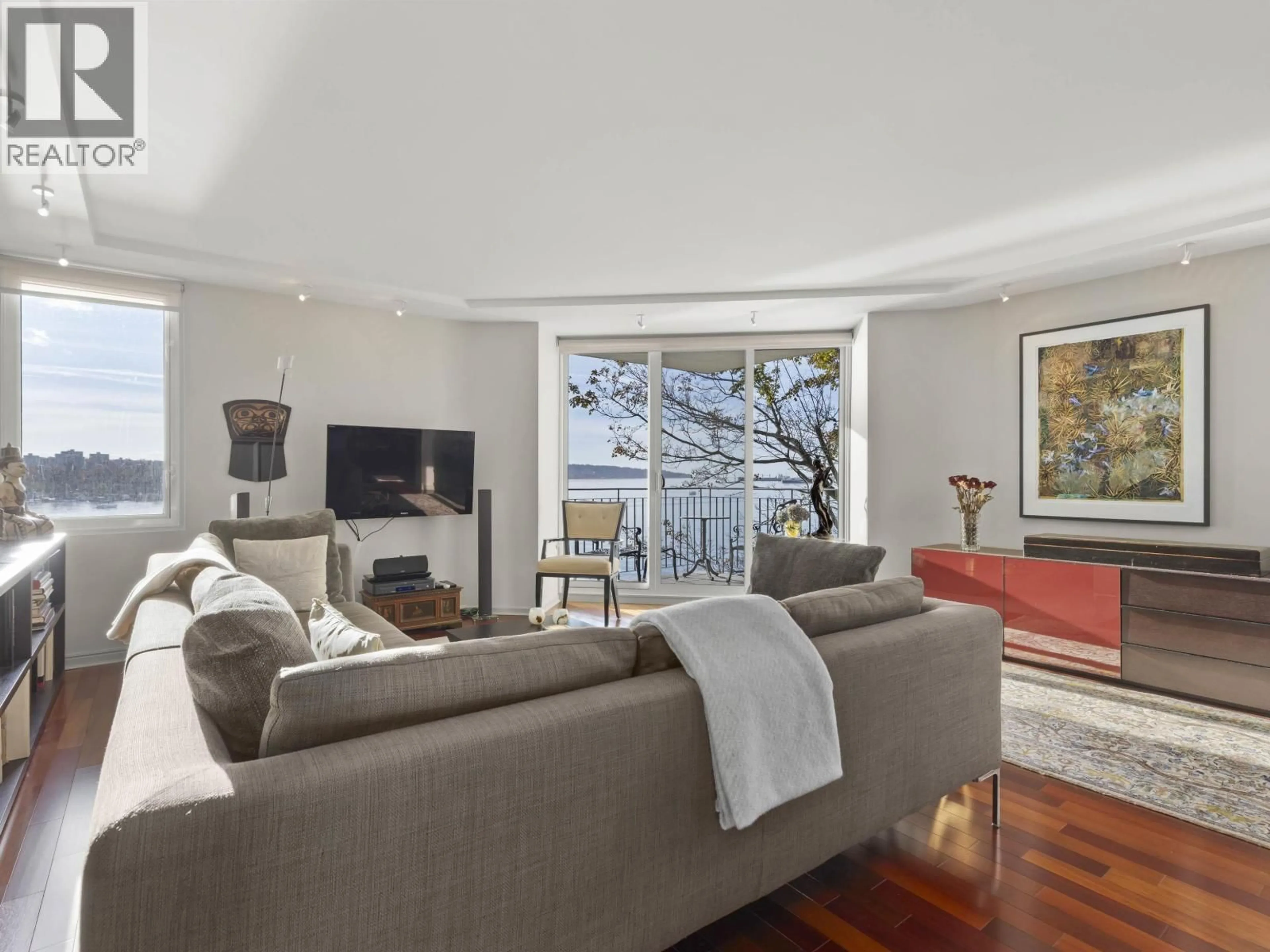 Living room with furniture, unknown for 402 - 1575 BEACH AVENUE, Vancouver British Columbia V6G1Y5