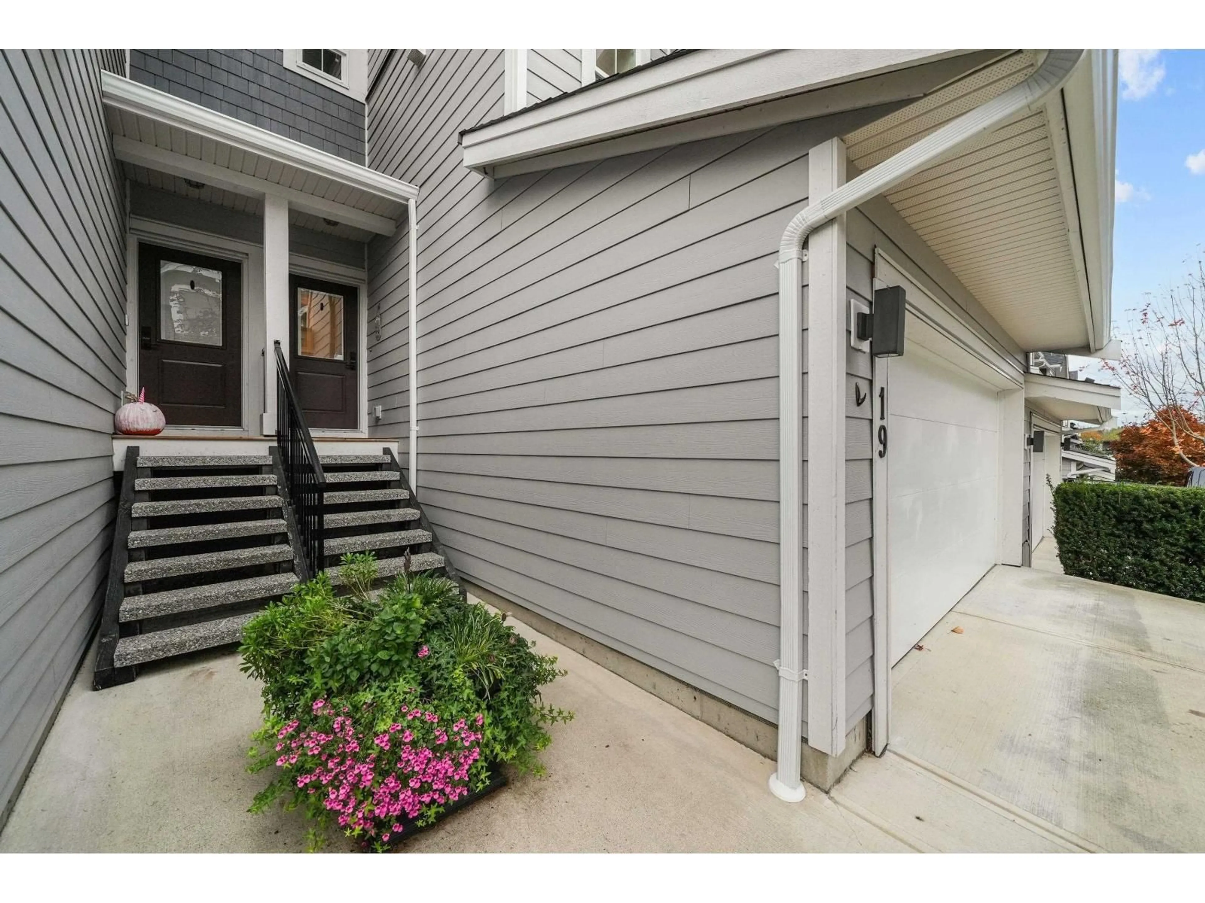 Unknown for 19 - 15717 MOUNTAIN VIEW, Surrey British Columbia V3Z0C6