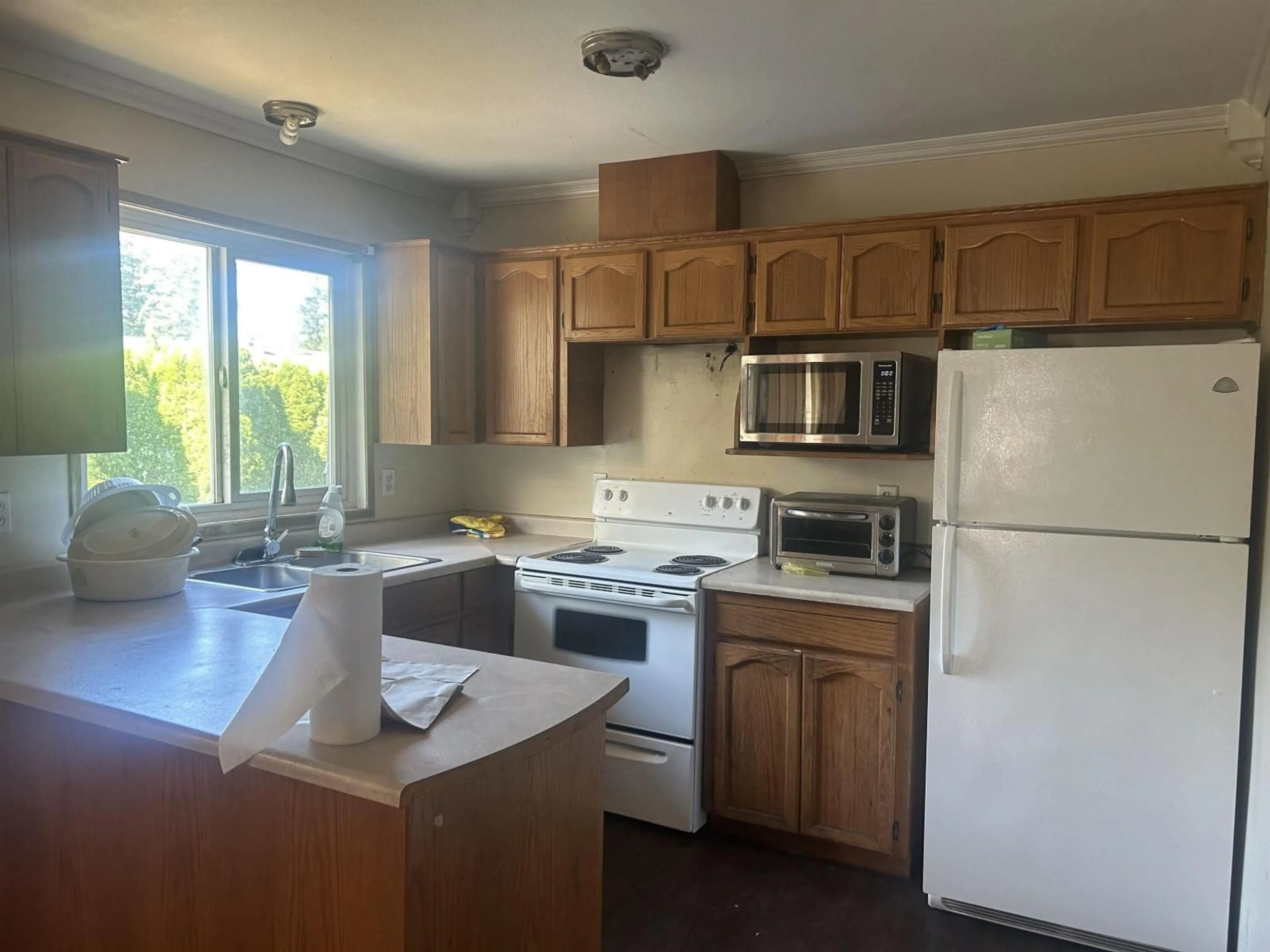 Standard kitchen, unknown for 21343 THACKER MTN ROAD, Hope British Columbia V0X1L1