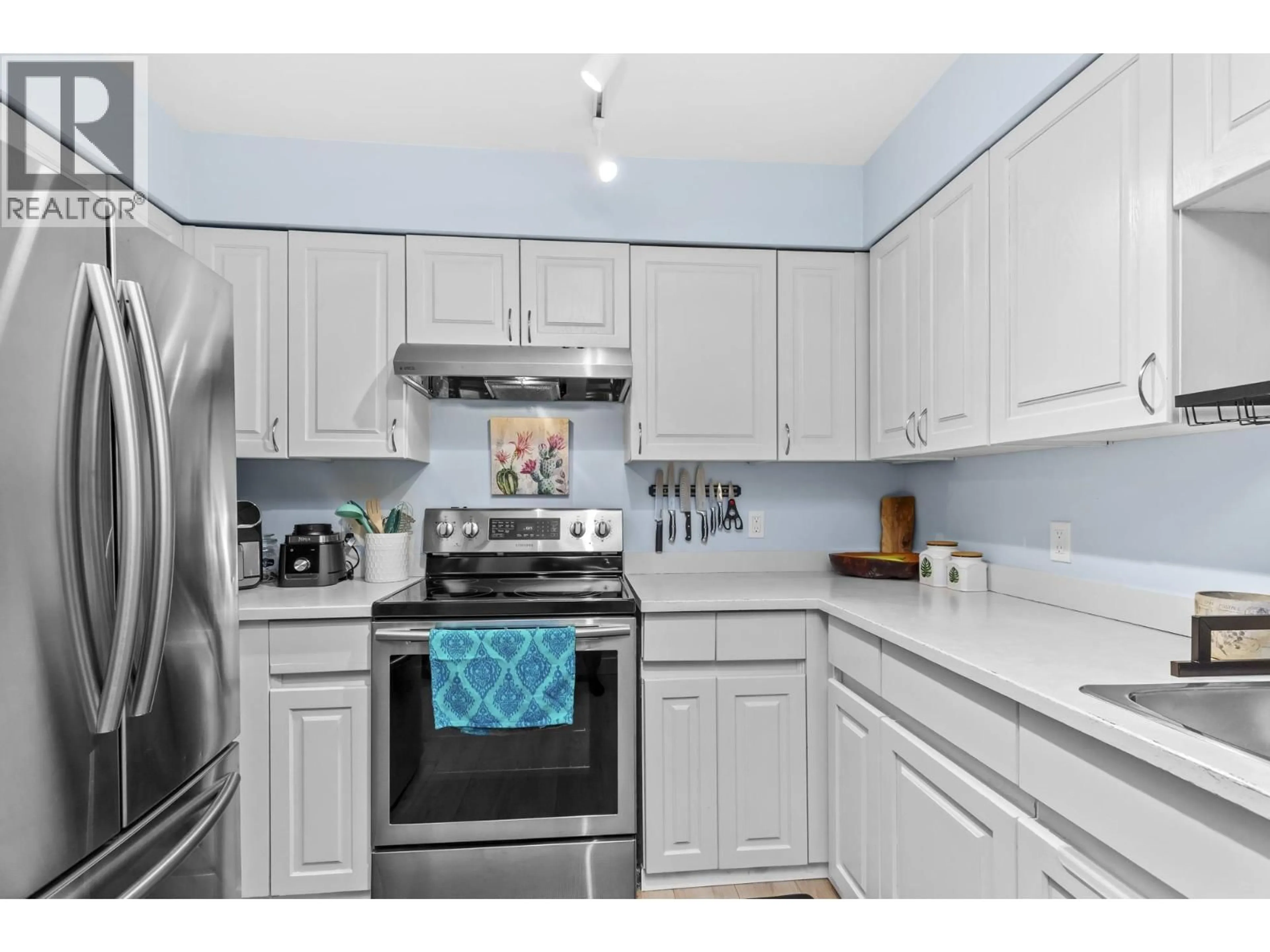 Standard kitchen, unknown for 106 - 1955 SUFFOLK AVENUE, Port Coquitlam British Columbia V3B1H3