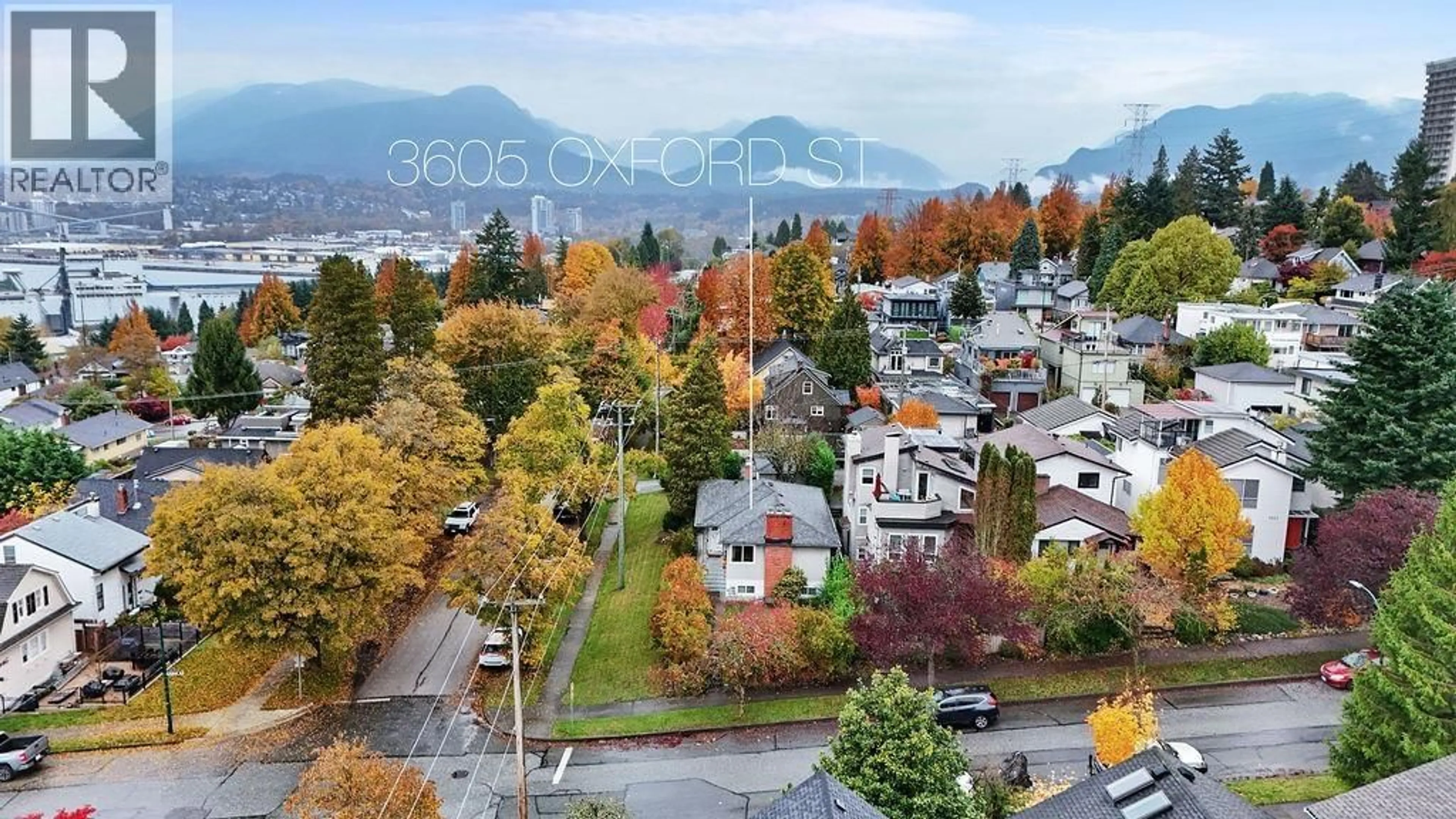 A pic from outside/outdoor area/front of a property/back of a property/a pic from drone, mountain view for 3605 OXFORD STREET, Vancouver British Columbia V5K1P4