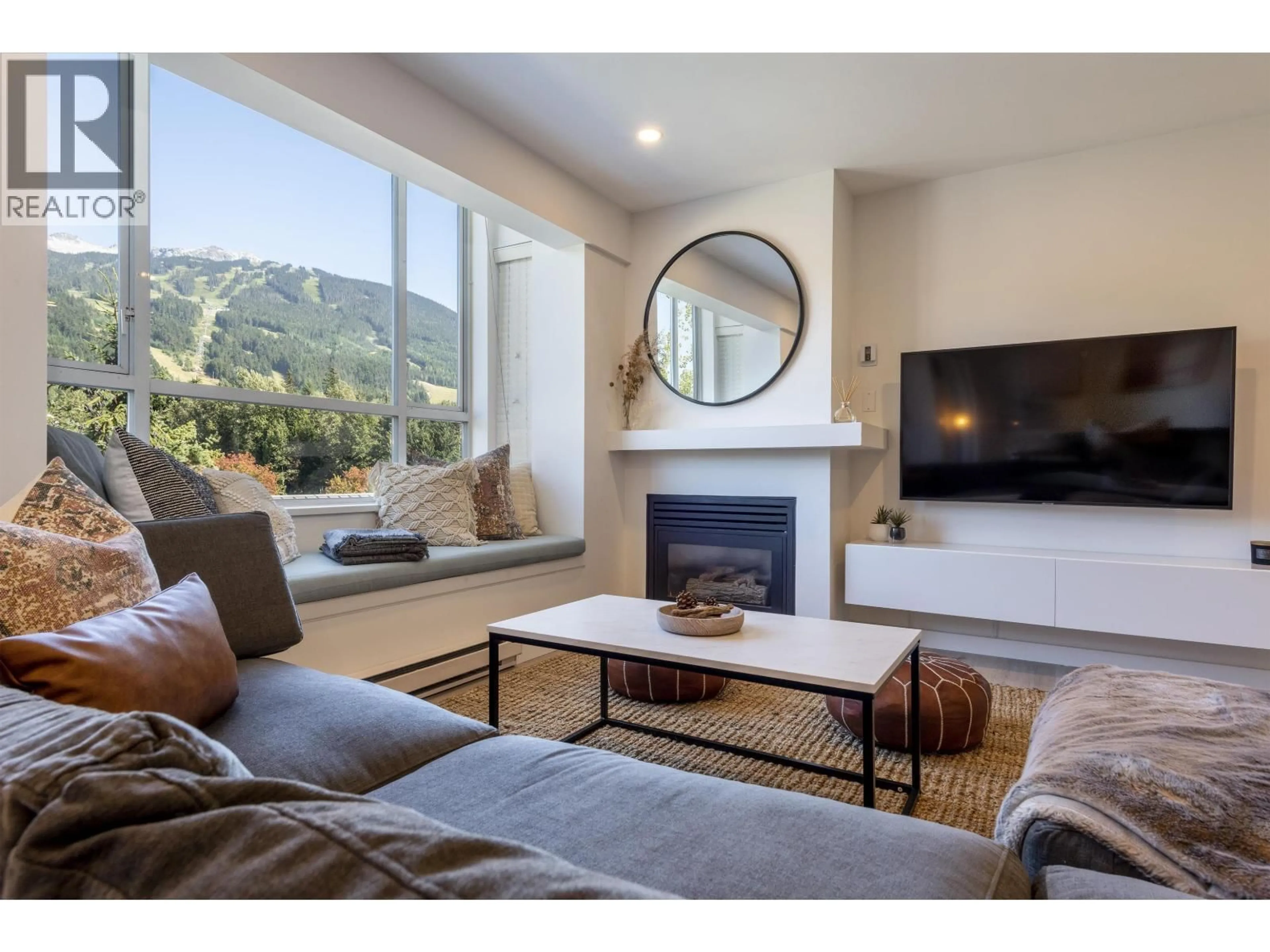 Living room with furniture, unknown for 421 - 4314 MAIN STREET, Whistler British Columbia V8E1A8