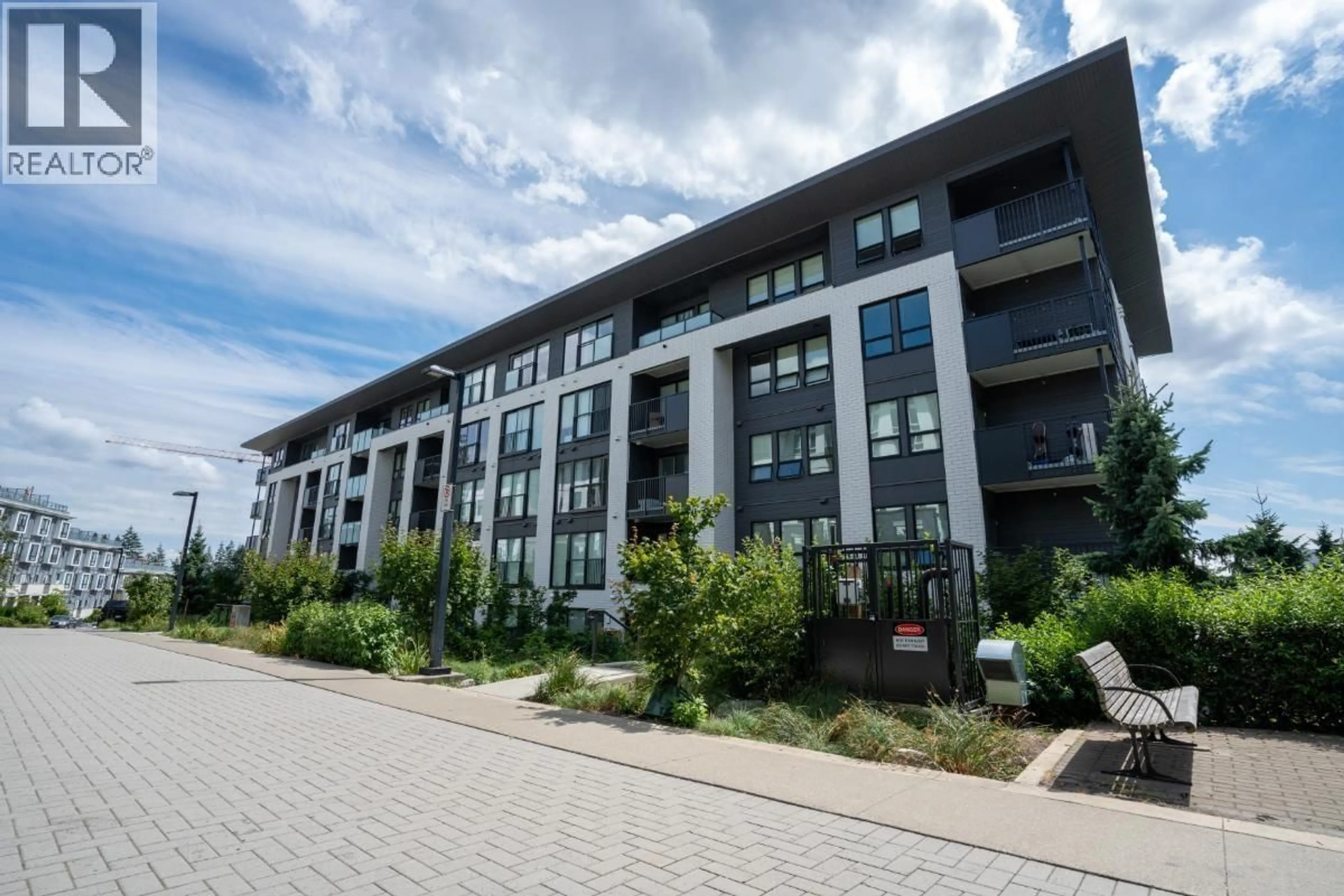 Unknown for 111 - 9228 SLOPES MEWS, Burnaby British Columbia V5A0E9