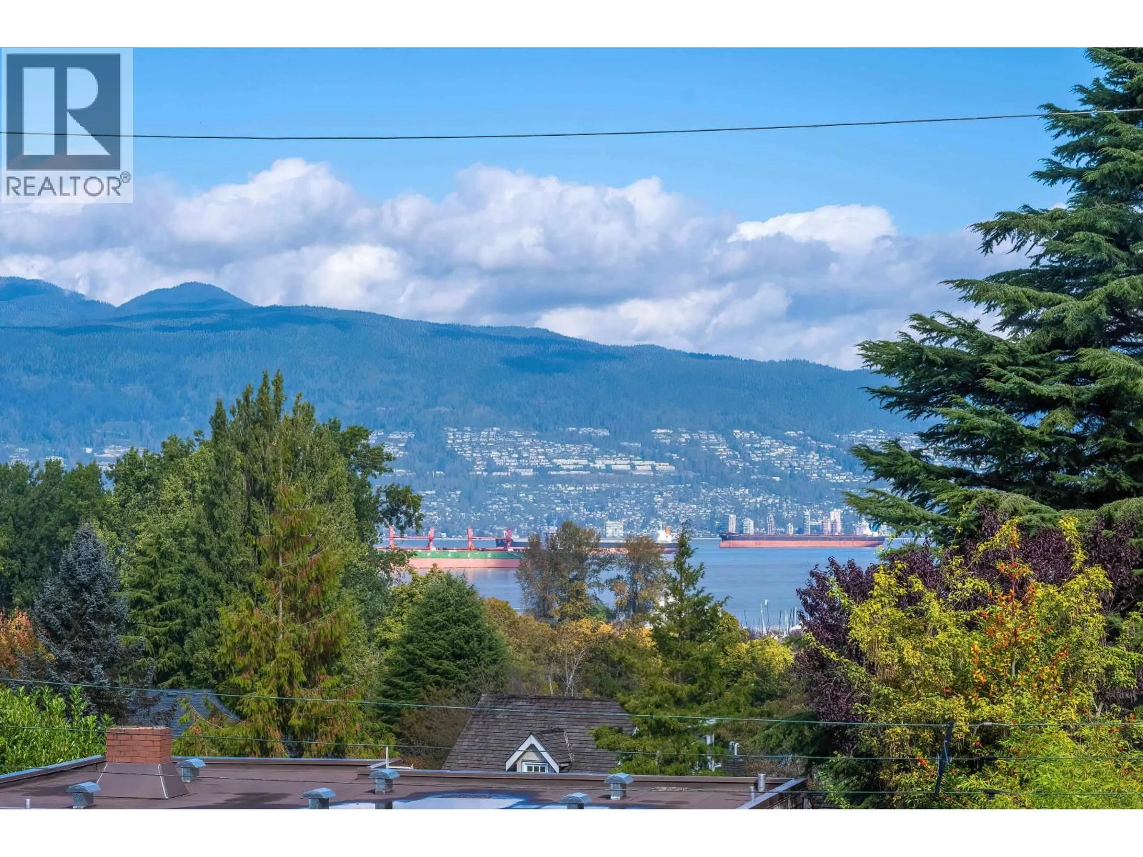 A pic from outside/outdoor area/front of a property/back of a property/a pic from drone, water/lake/river/ocean view for 3838 15TH AVENUE, Vancouver British Columbia V6R2Z9