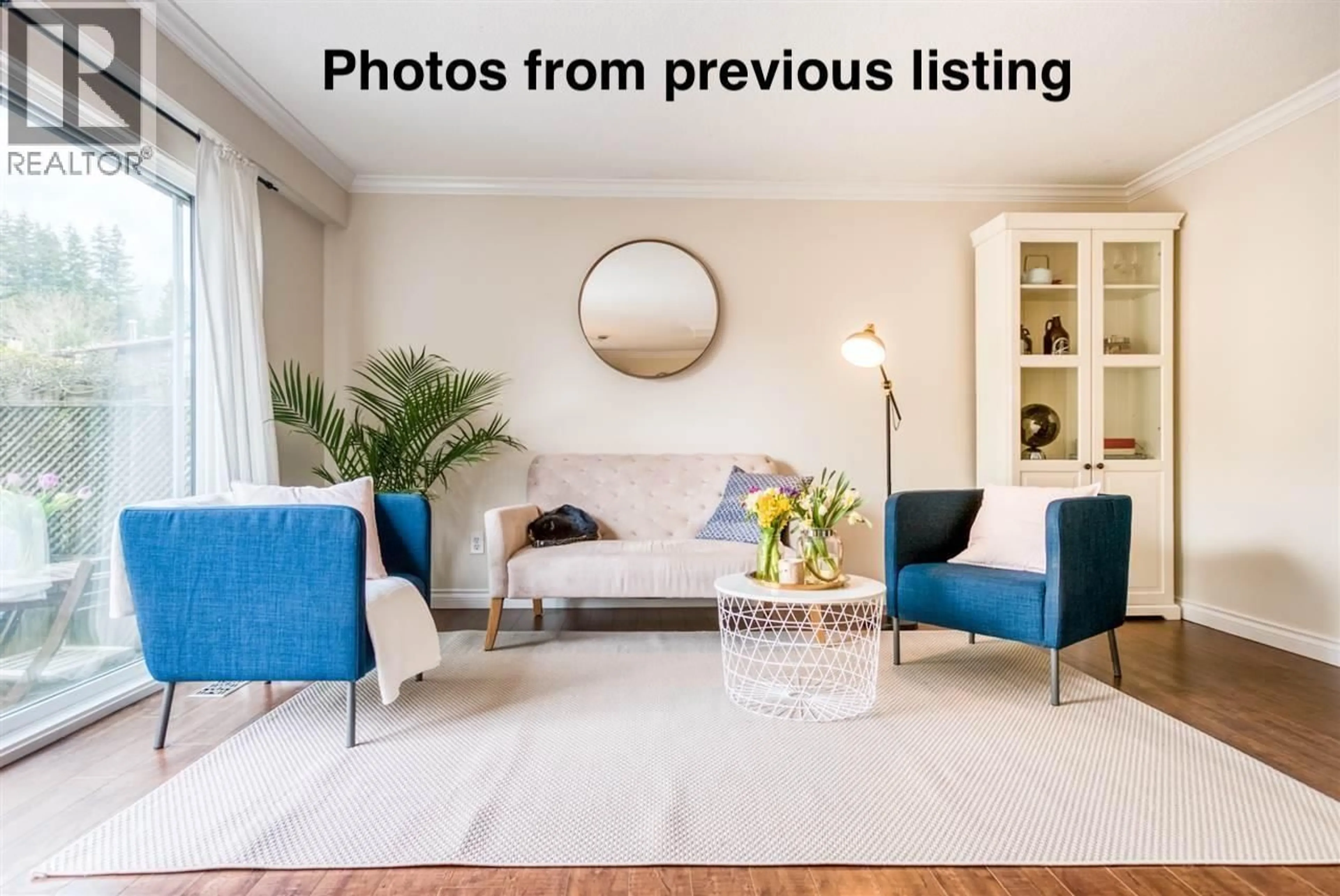 Living room with furniture, unknown for 921 OLD LILLOOET ROAD, North Vancouver British Columbia V7J2H7