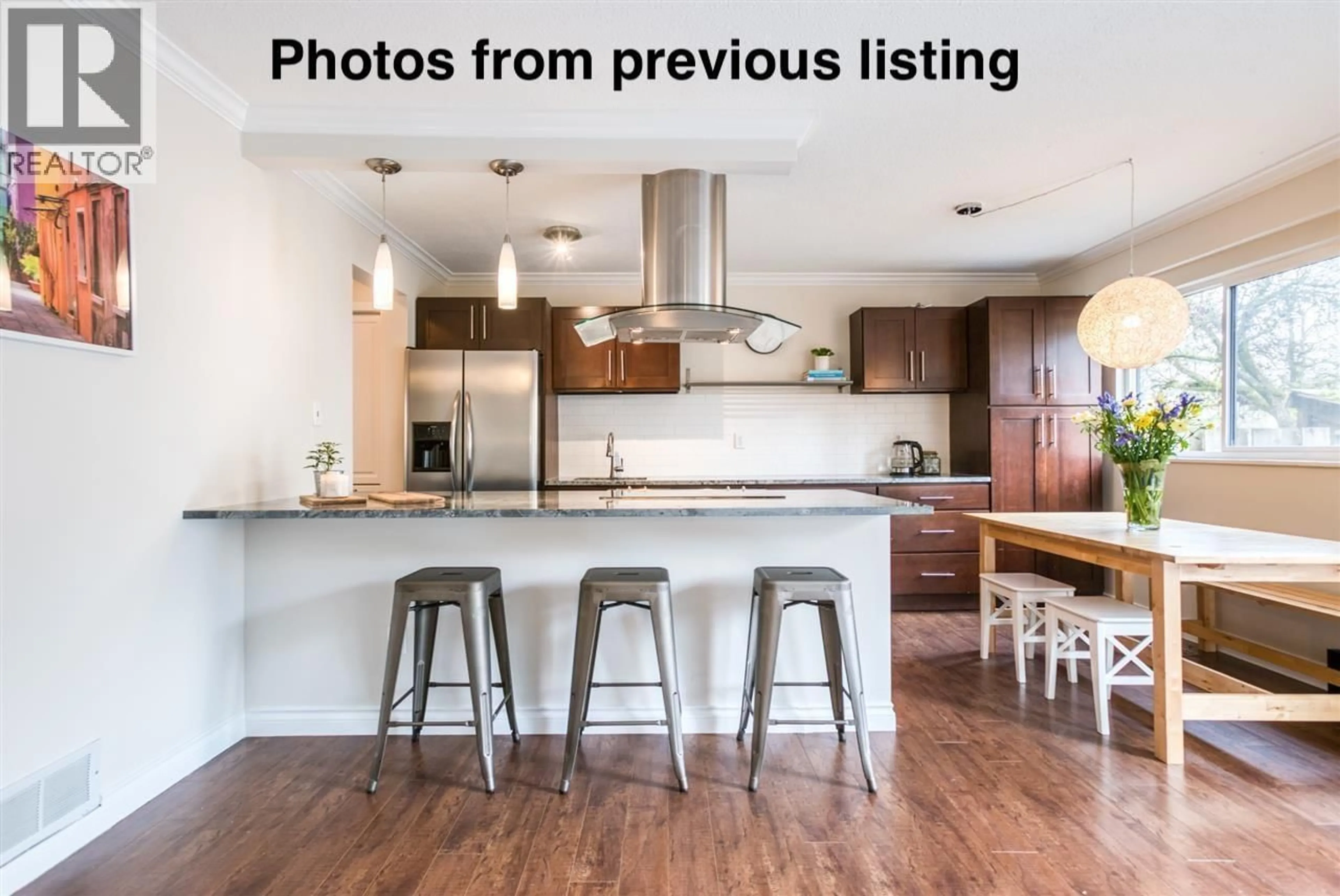 Open concept kitchen, unknown for 921 OLD LILLOOET ROAD, North Vancouver British Columbia V7J2H7