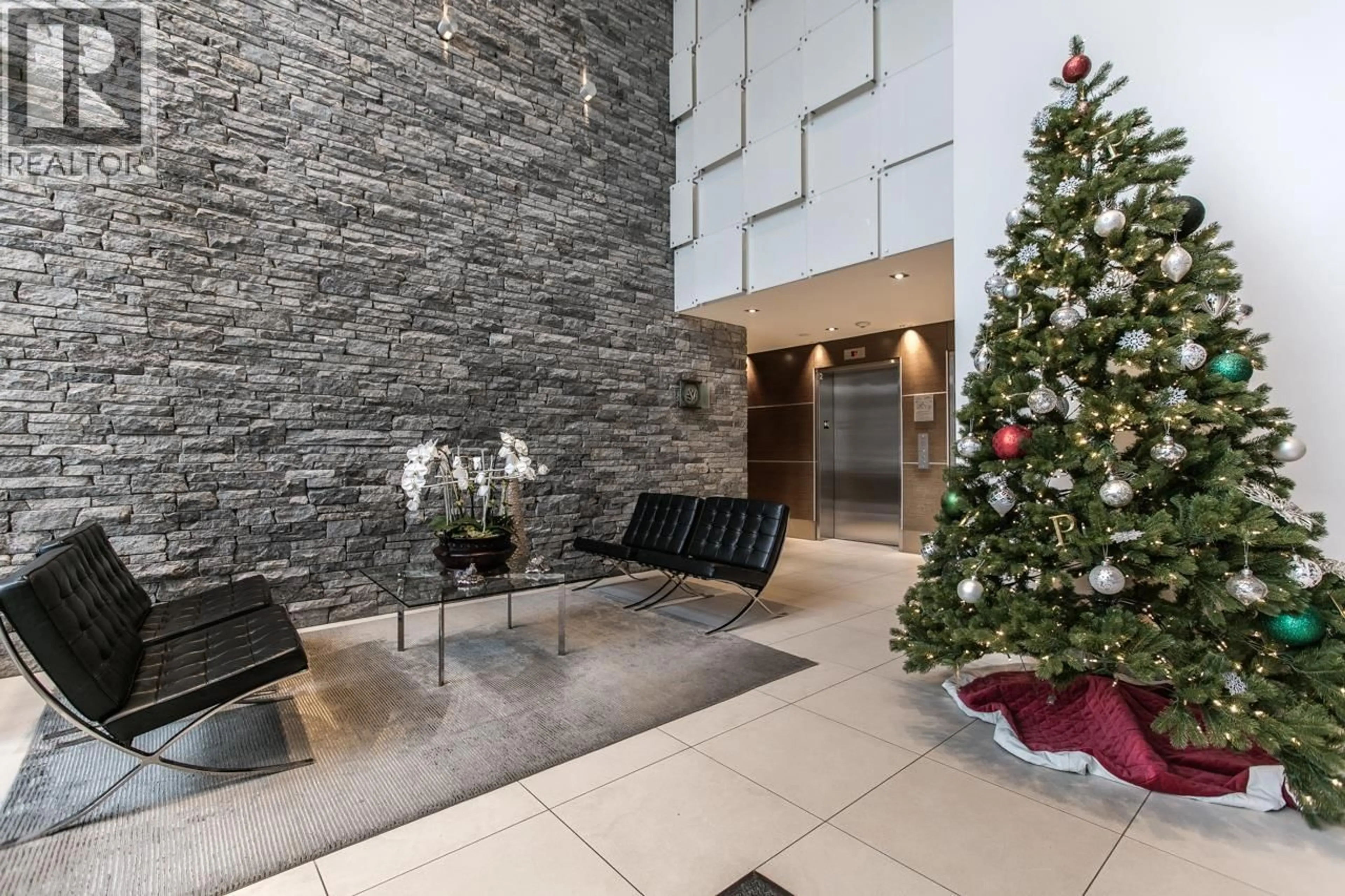 Lobby for 501 - 1455 HOWE STREET, Vancouver British Columbia V6Z1C2