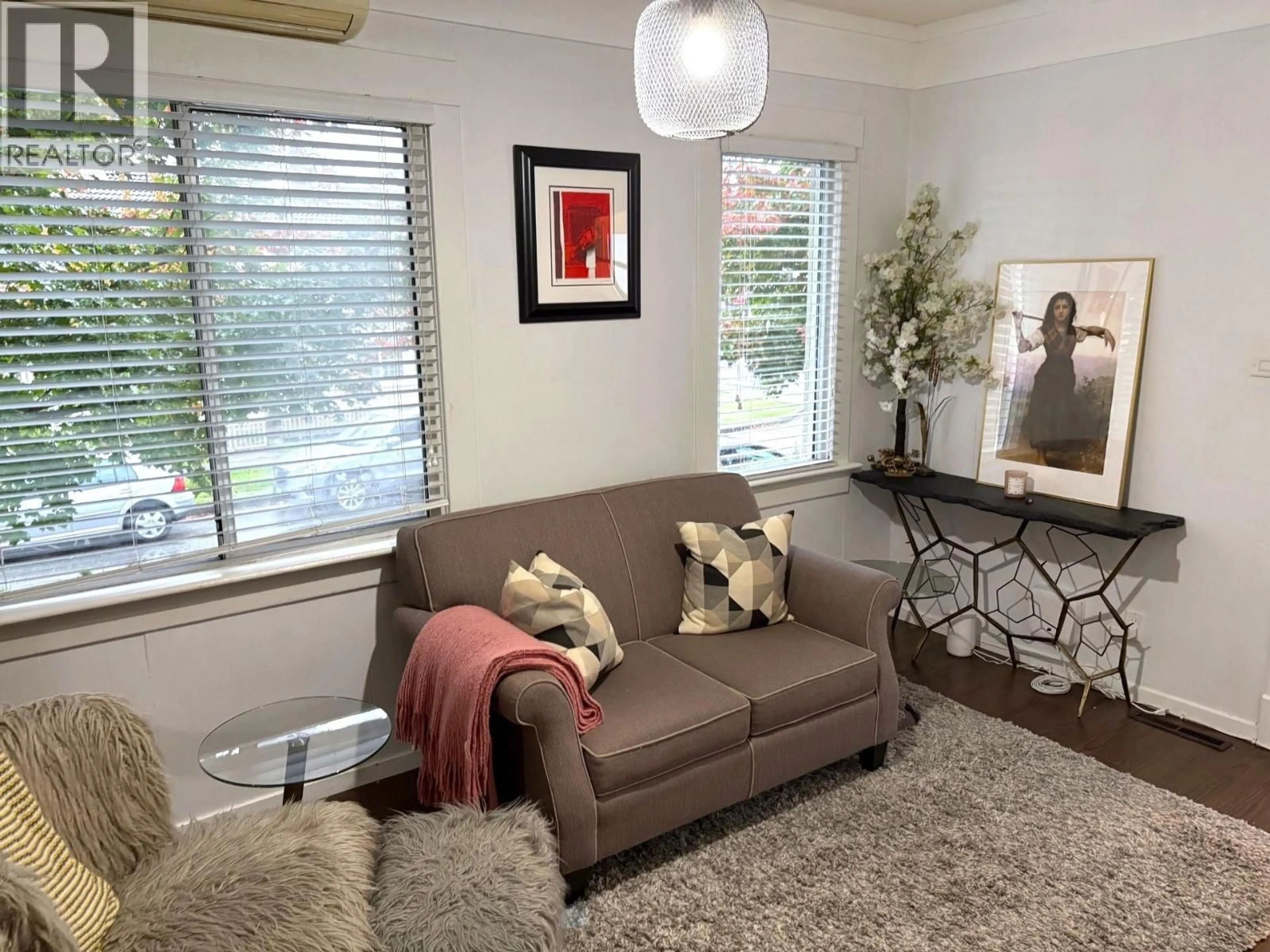 Living room with furniture, unknown for 4605 FRASER STREET, Vancouver British Columbia V5V4H1