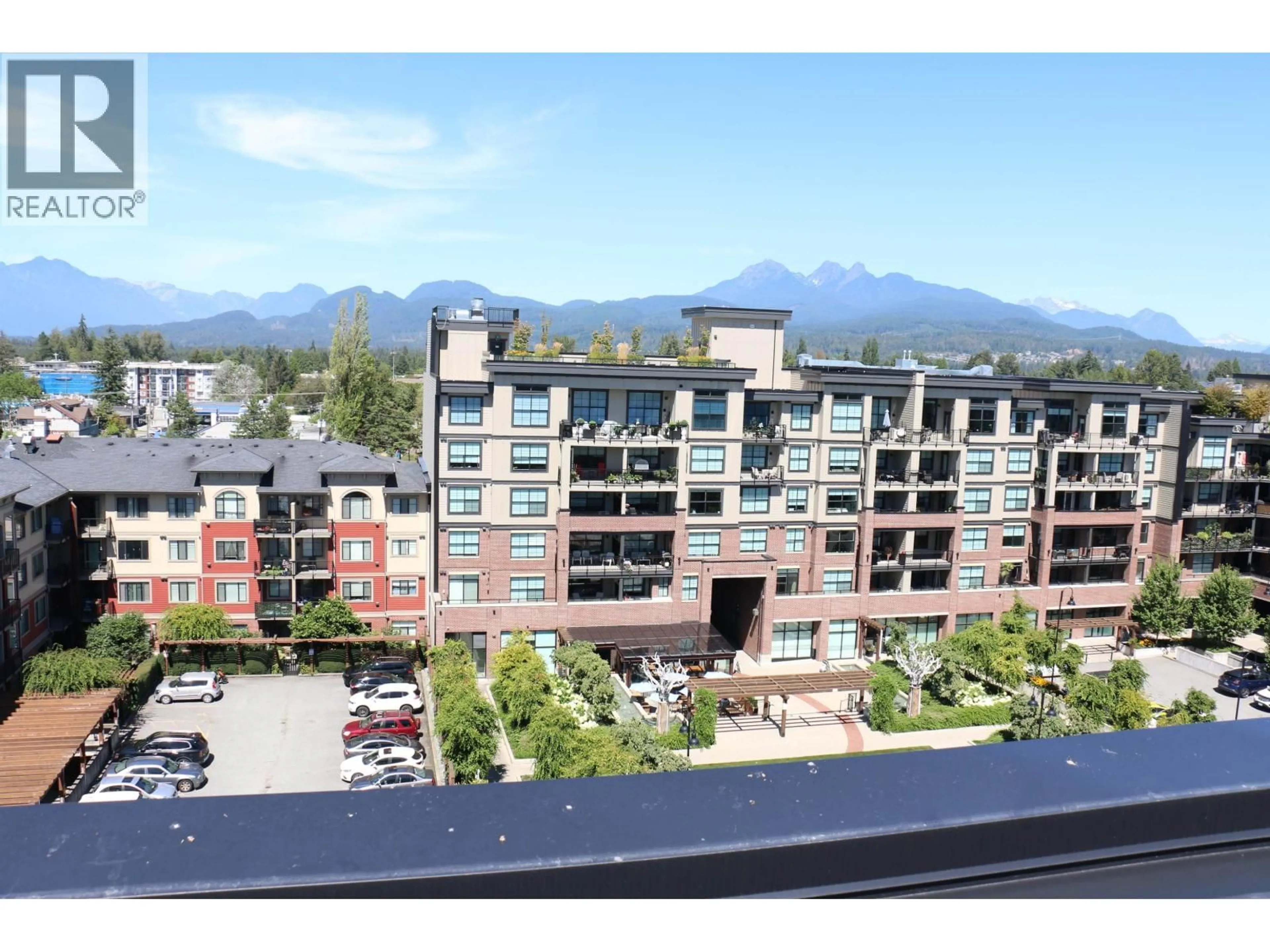 A pic from outside/outdoor area/front of a property/back of a property/a pic from drone, mountain view for 308 - 22633 SELKIRK AVENUE, Maple Ridge British Columbia V2X1C7