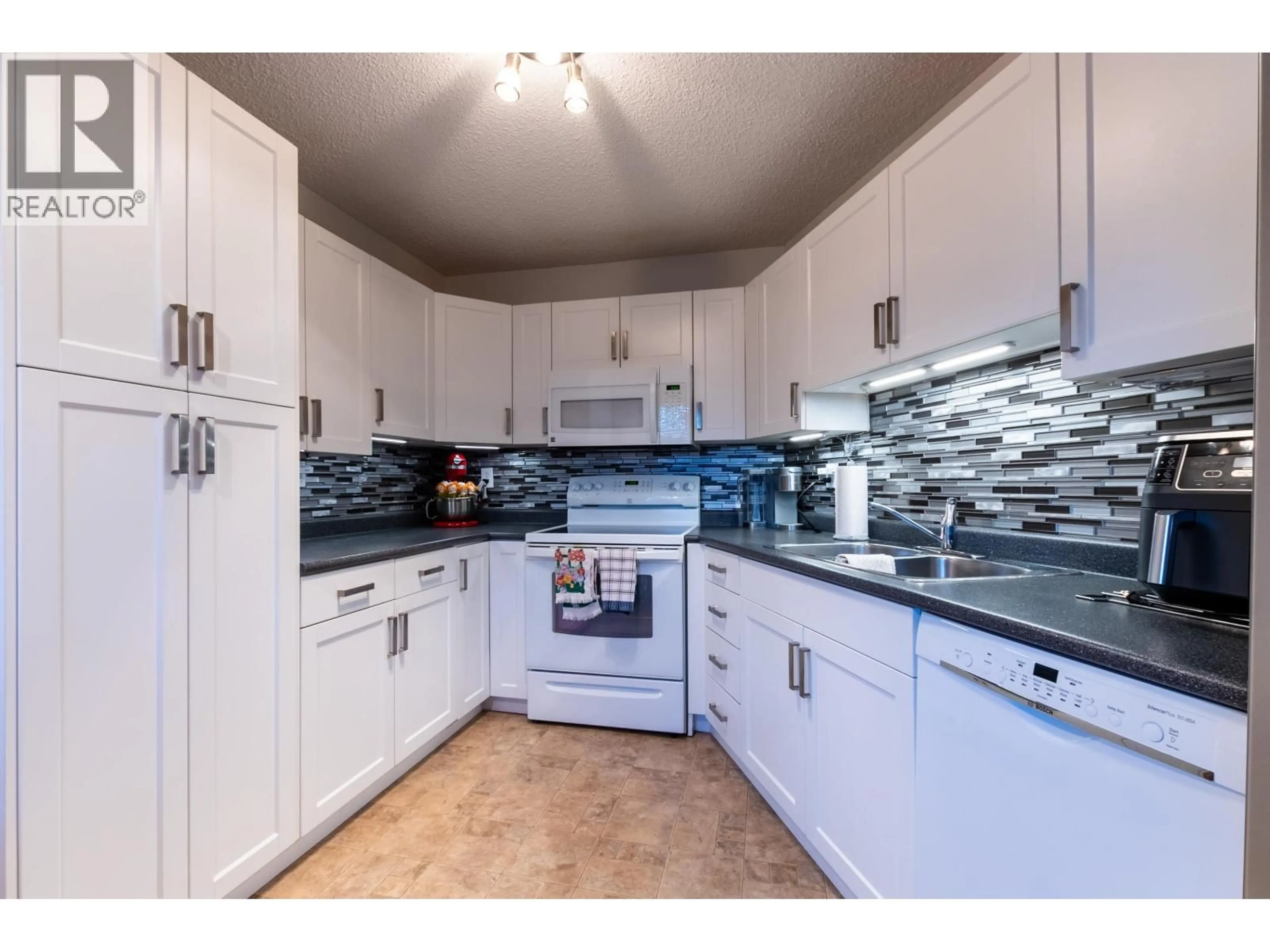 Standard kitchen, ceramic/tile floor for 139 - 3233 MCGILL CRESCENT, Prince George British Columbia V2N2T4
