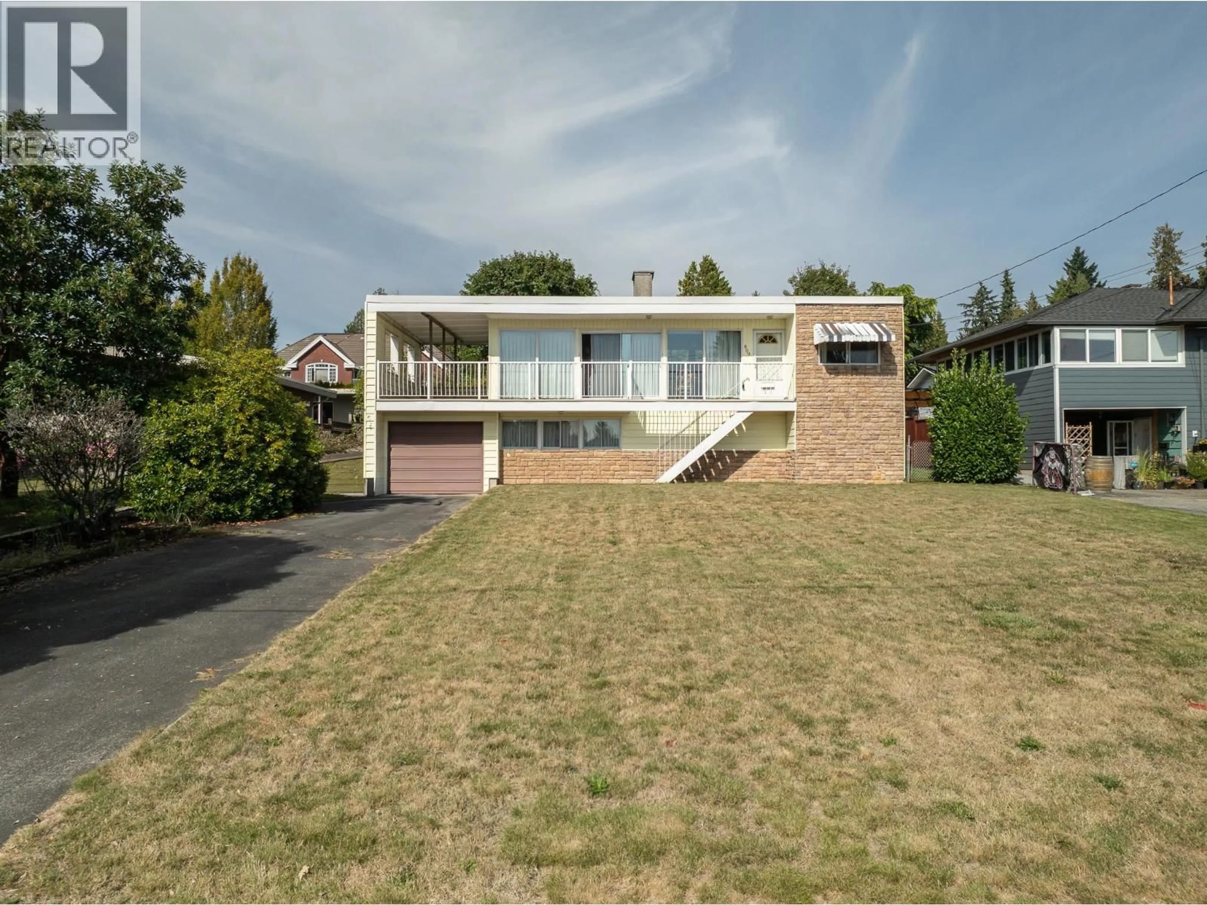 Home with brick exterior material, street for 809 SHAW AVENUE, Coquitlam British Columbia V3K2S1