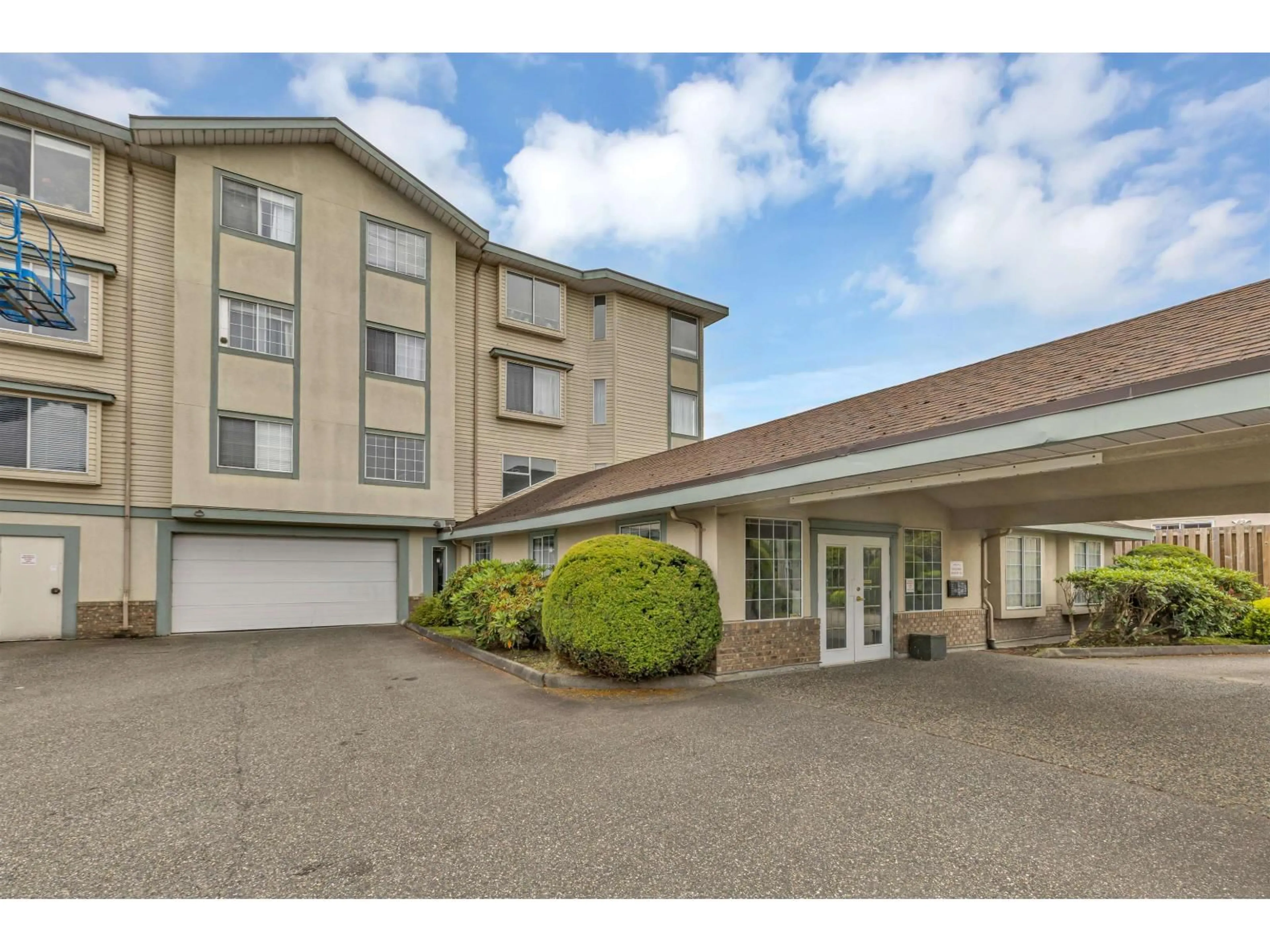 Unknown for 204 - 45660 KNIGHT ROAD, Chilliwack British Columbia V2R2X4