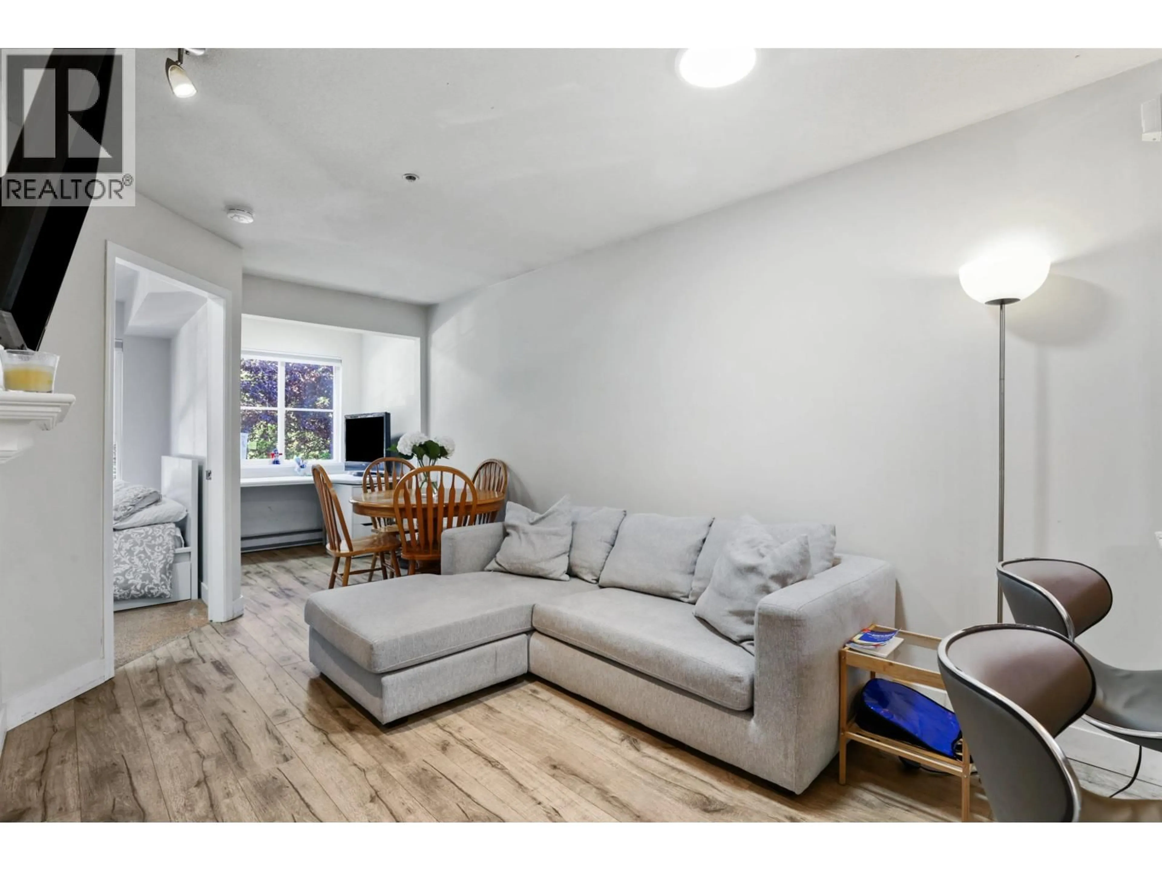 Living room with furniture, unknown for 203 - 3278 HEATHER STREET, Vancouver British Columbia V5Z4R9