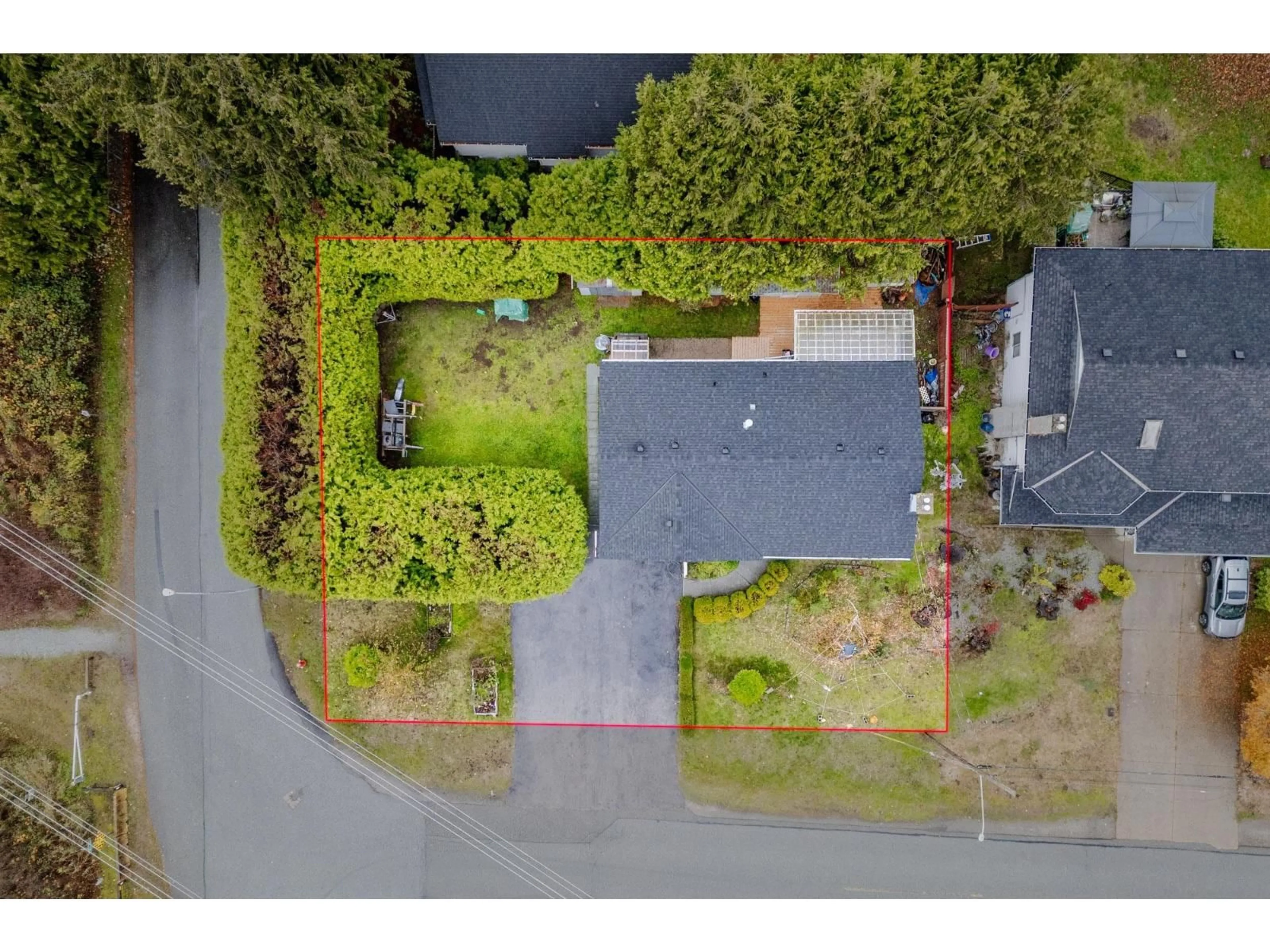 A pic from outside/outdoor area/front of a property/back of a property/a pic from drone, street for 19617 48, Langley British Columbia V3A3K7