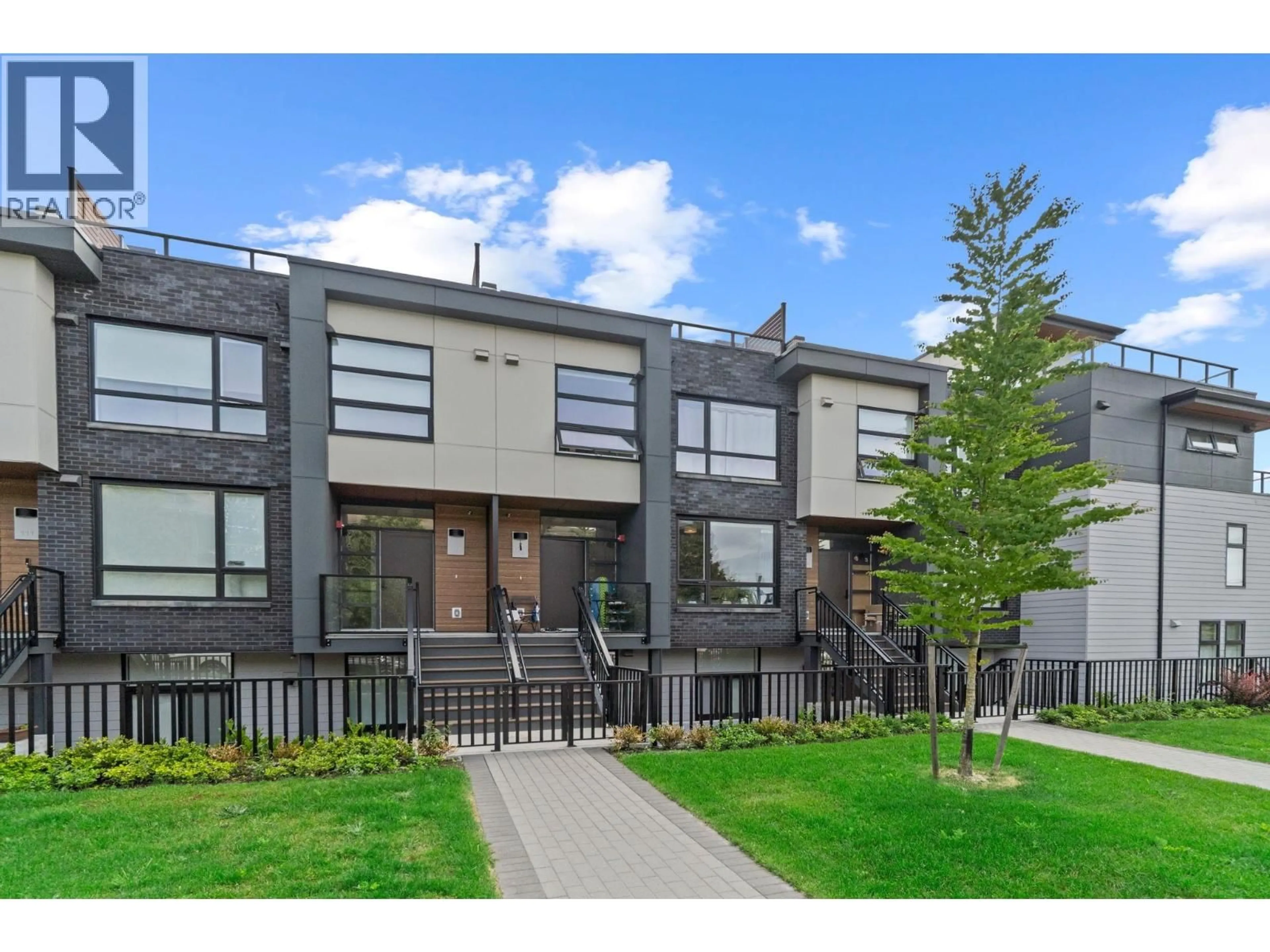 A pic from outside/outdoor area/front of a property/back of a property/a pic from drone, street for 114 - 6085 IRMIN STREET, Burnaby British Columbia V5J5C5