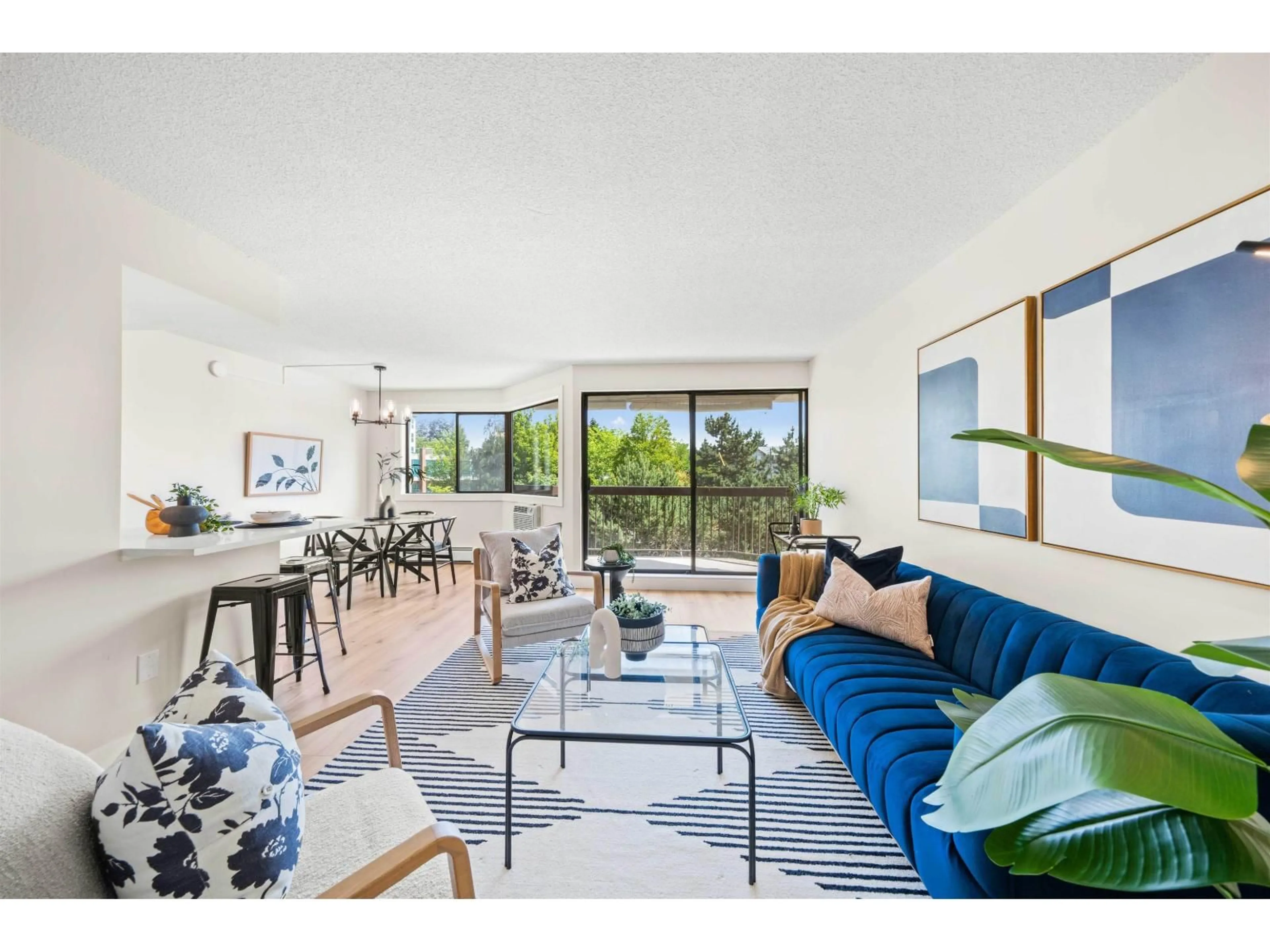 Living room with furniture, unknown for 219 - 31955 OLD YALE, Abbotsford British Columbia V2T4N1