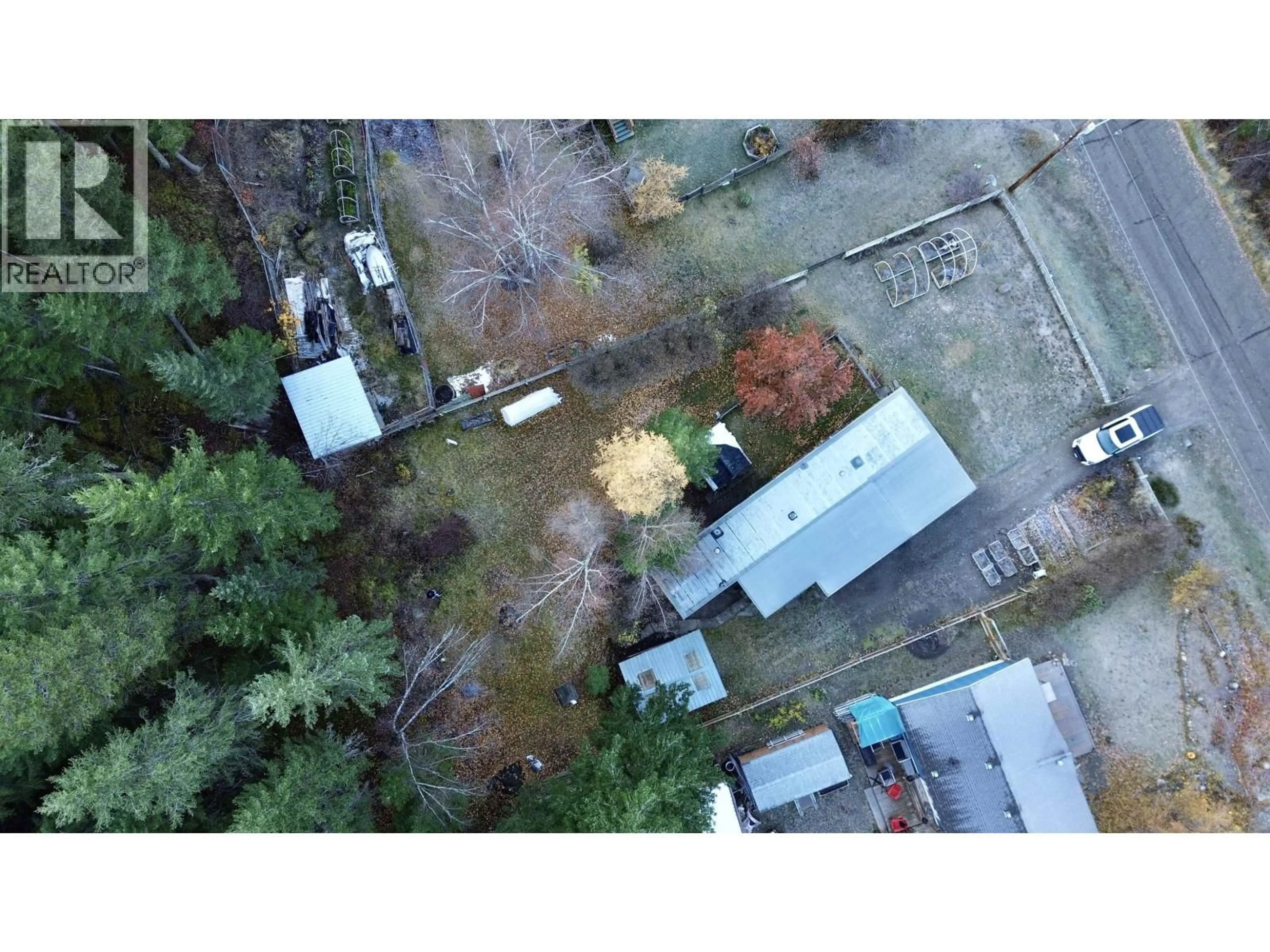 A pic from outside/outdoor area/front of a property/back of a property/a pic from drone, unknown for 1727 HAZEL STREET, Williams Lake British Columbia V2G3E1