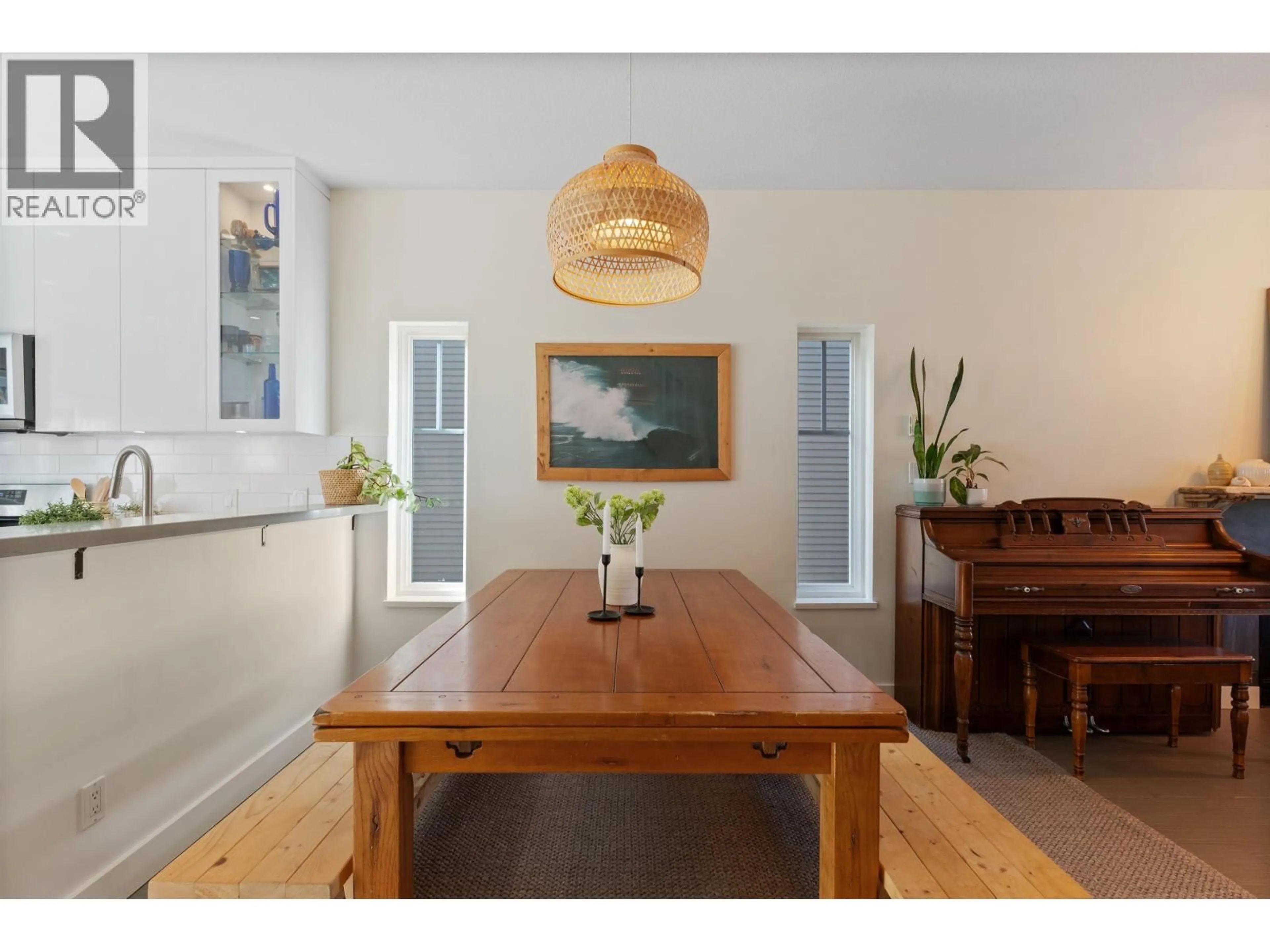 Dining room, wood/laminate floor for 9 - 1800 MAMQUAM ROAD, Squamish British Columbia V8B0J1