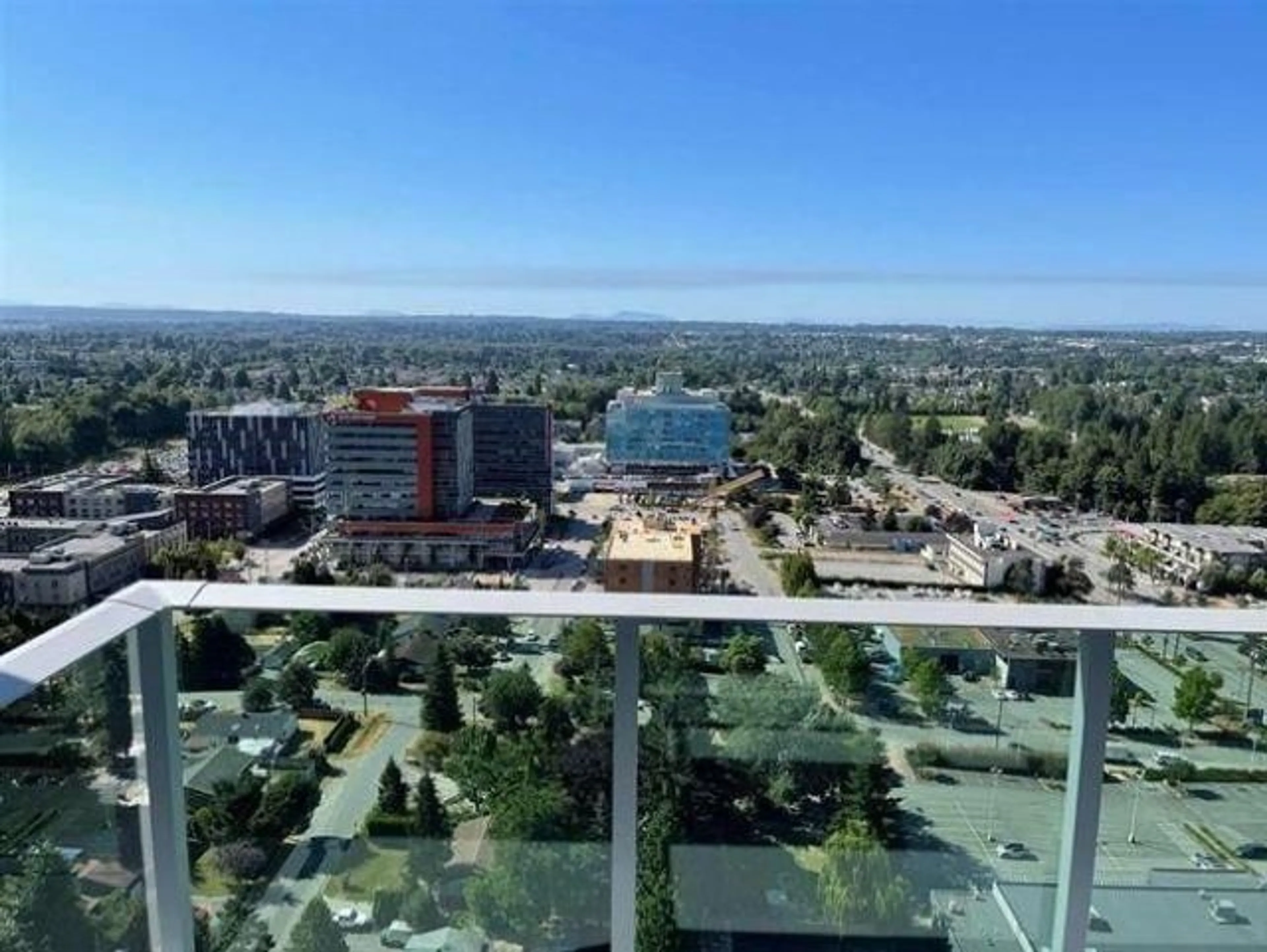 A pic from outside/outdoor area/front of a property/back of a property/a pic from drone, city buildings view from balcony for 2502 - 13655 FRASER, Surrey British Columbia V3T0P8