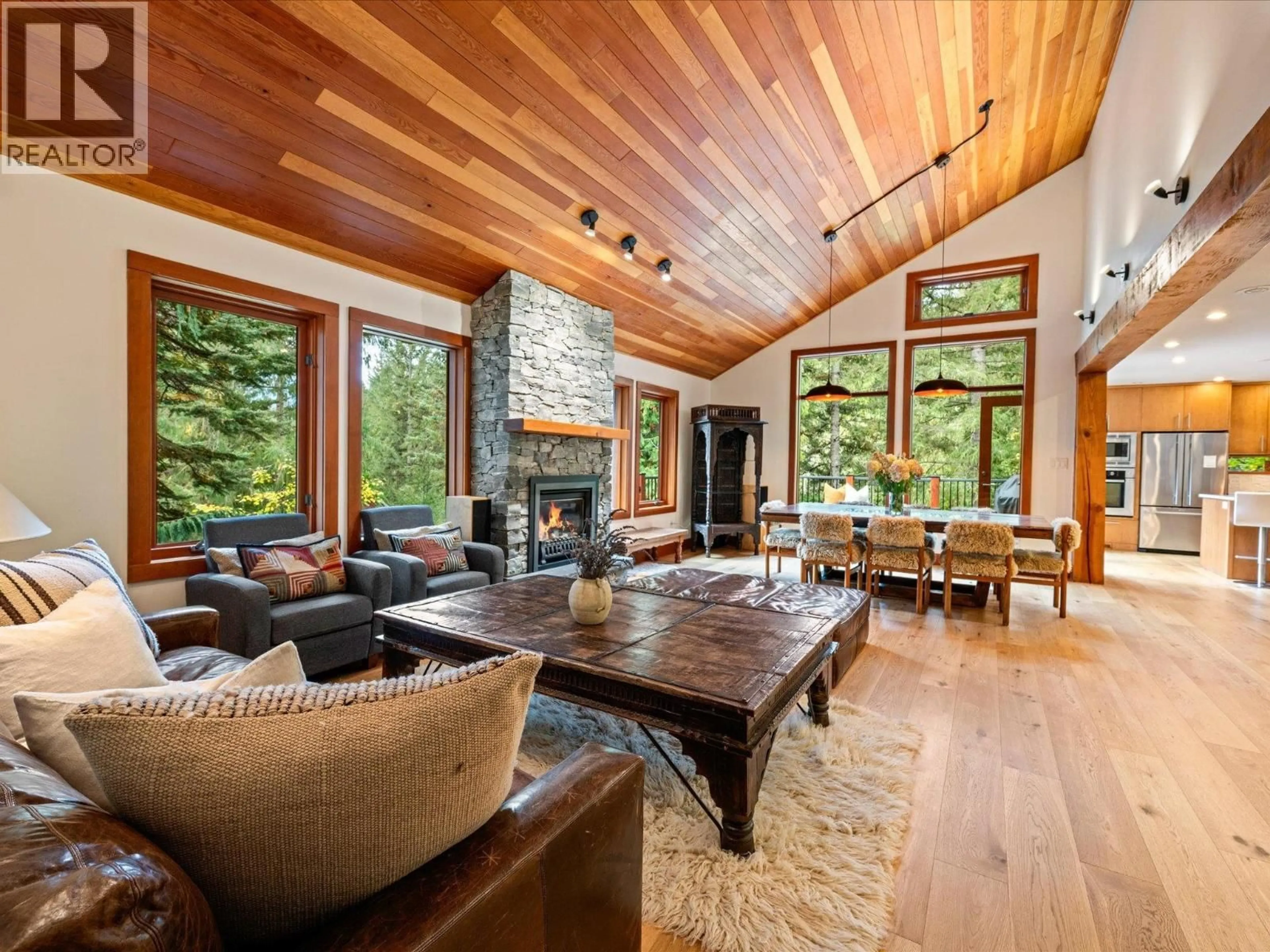 Living room with furniture, wood/laminate floor for 8745 IDYLWOOD PLACE, Whistler British Columbia V8E0G1