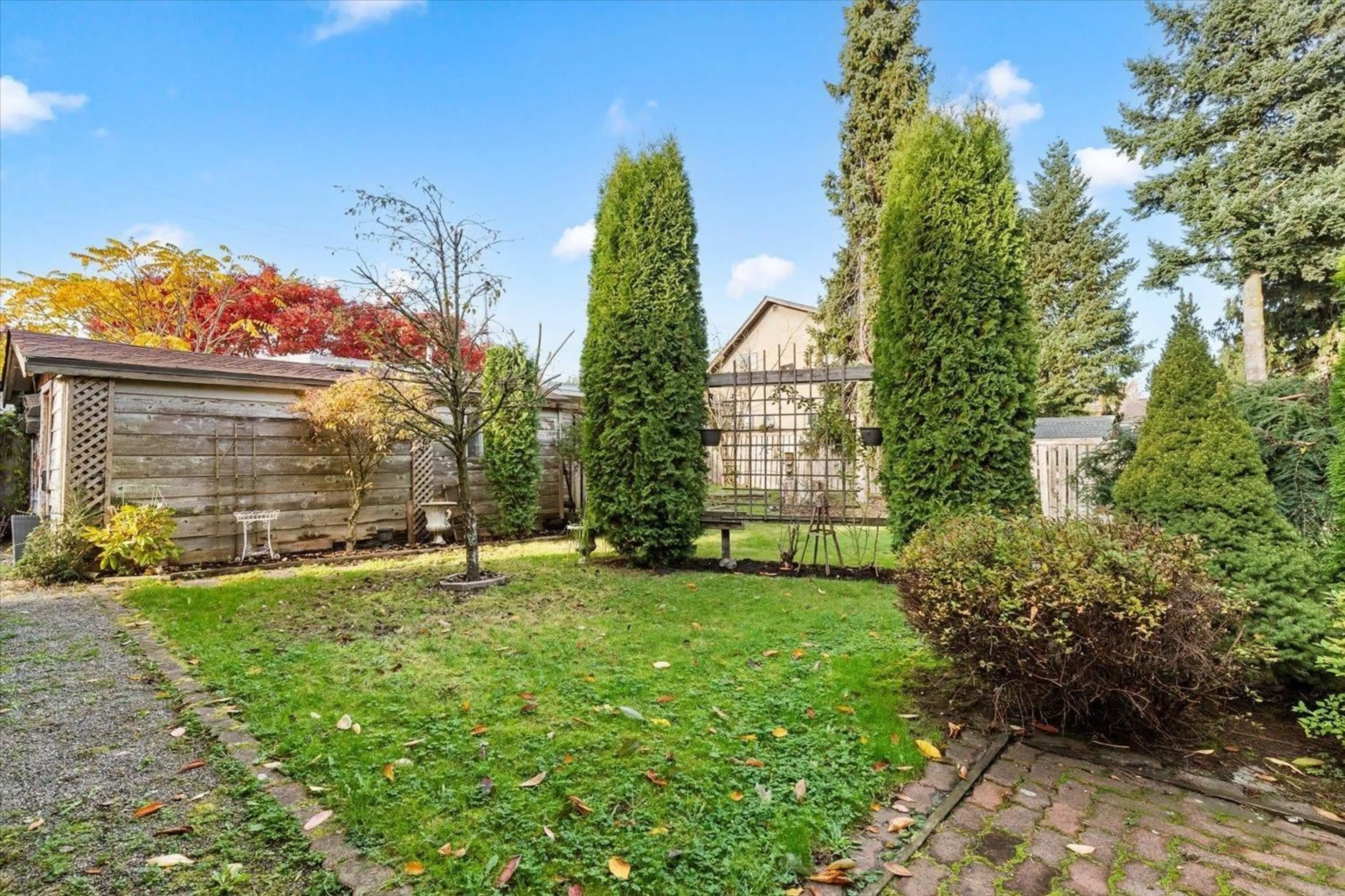 Patio, unknown for 45649 PRINCESS AVENUE, Chilliwack British Columbia V2P2B7