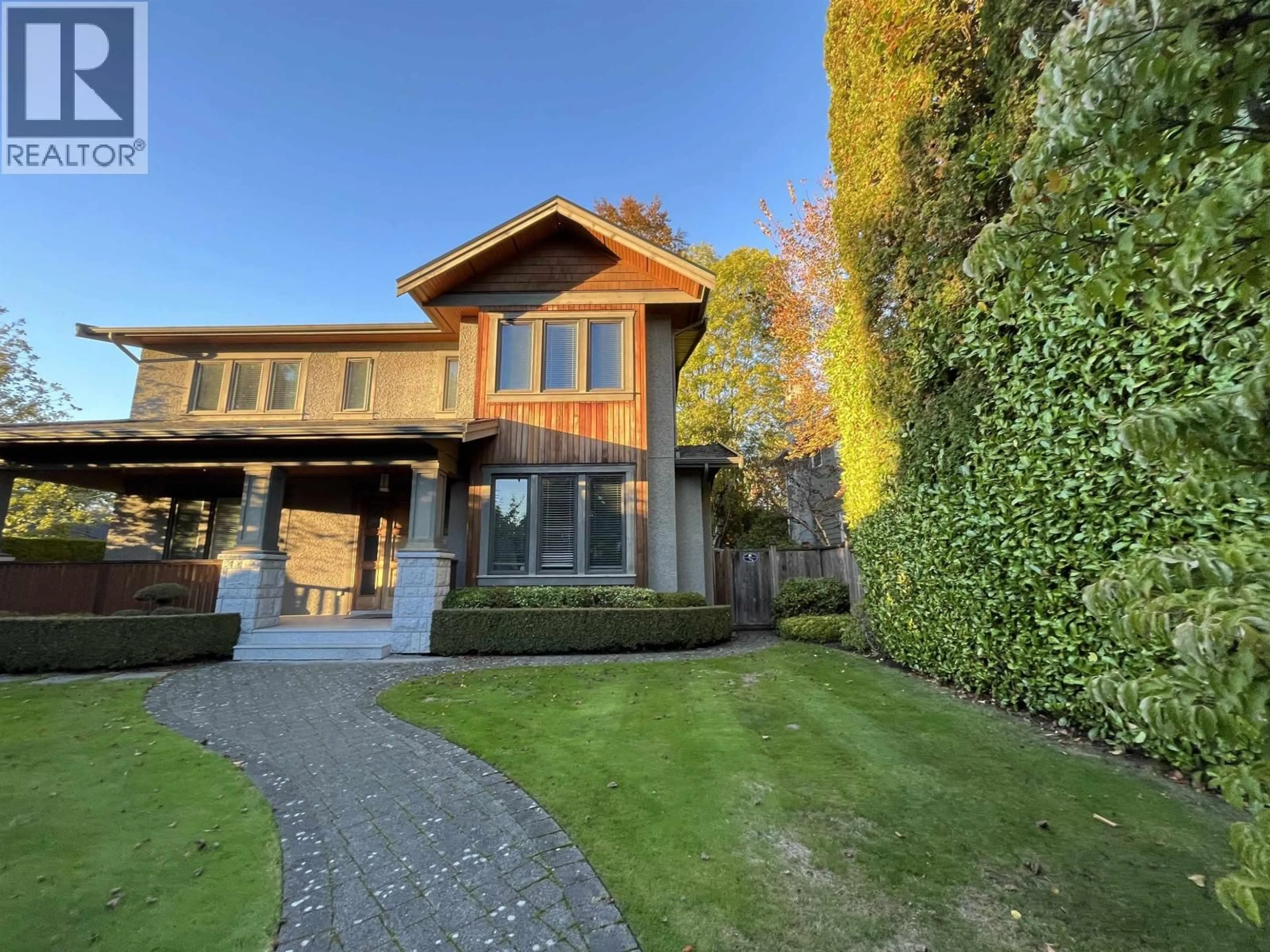 A pic from outside/outdoor area/front of a property/back of a property/a pic from drone, street for 3029 45TH AVENUE, Vancouver British Columbia V6N3L9