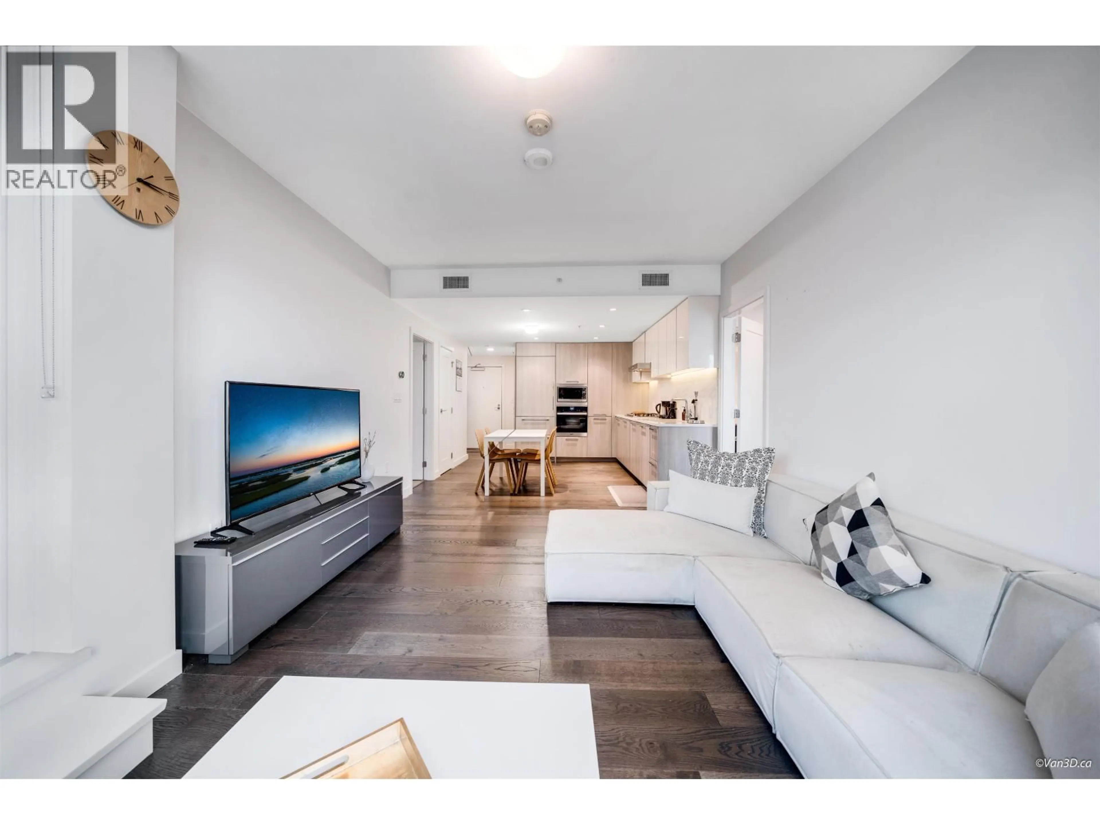 Living room with furniture, unknown for 912 - 8160 MCMYN WAY, Richmond British Columbia V6X0V2