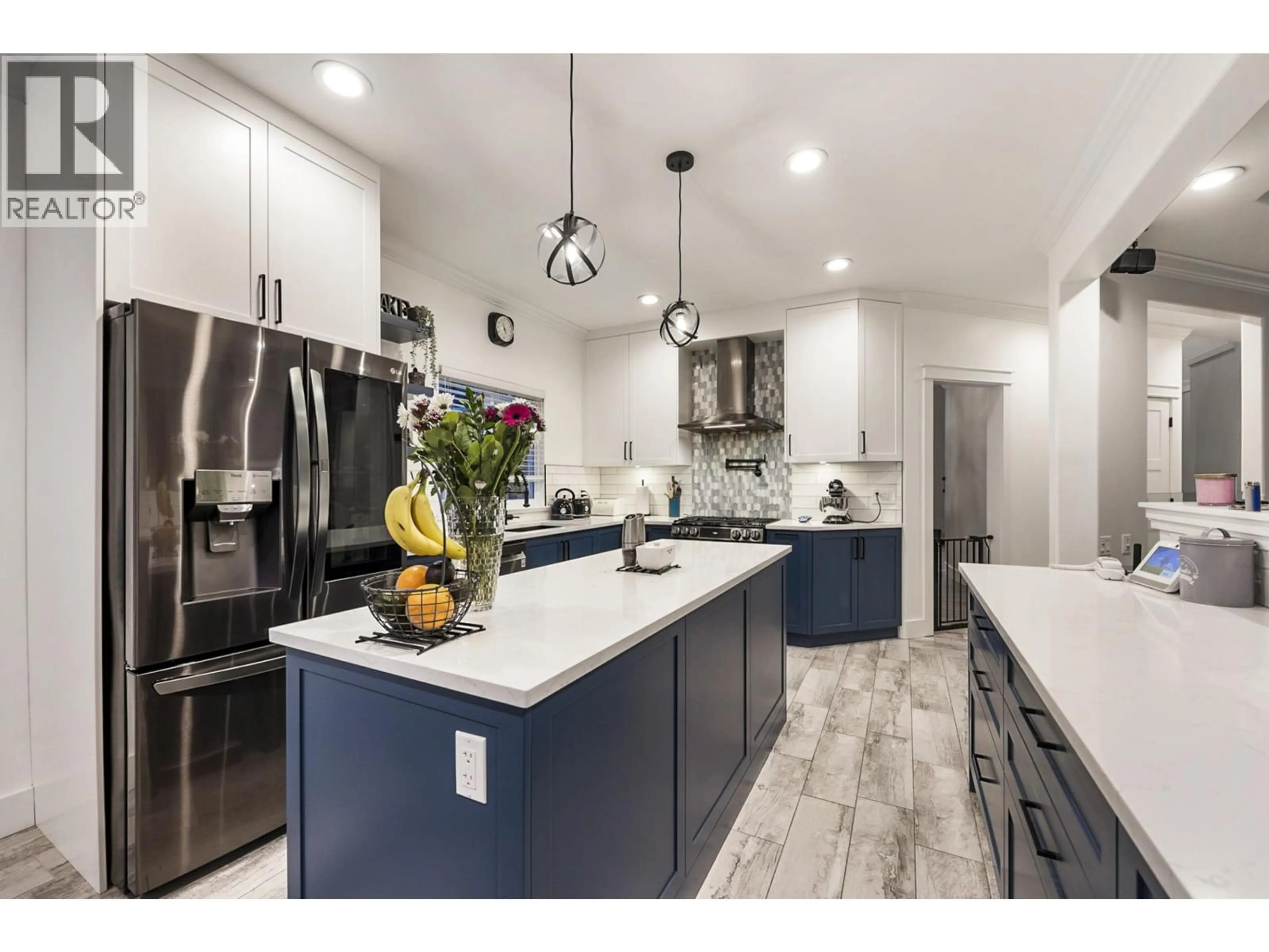 Open concept kitchen, ceramic/tile floor for 10613 238 STREET, Maple Ridge British Columbia V2W1E4