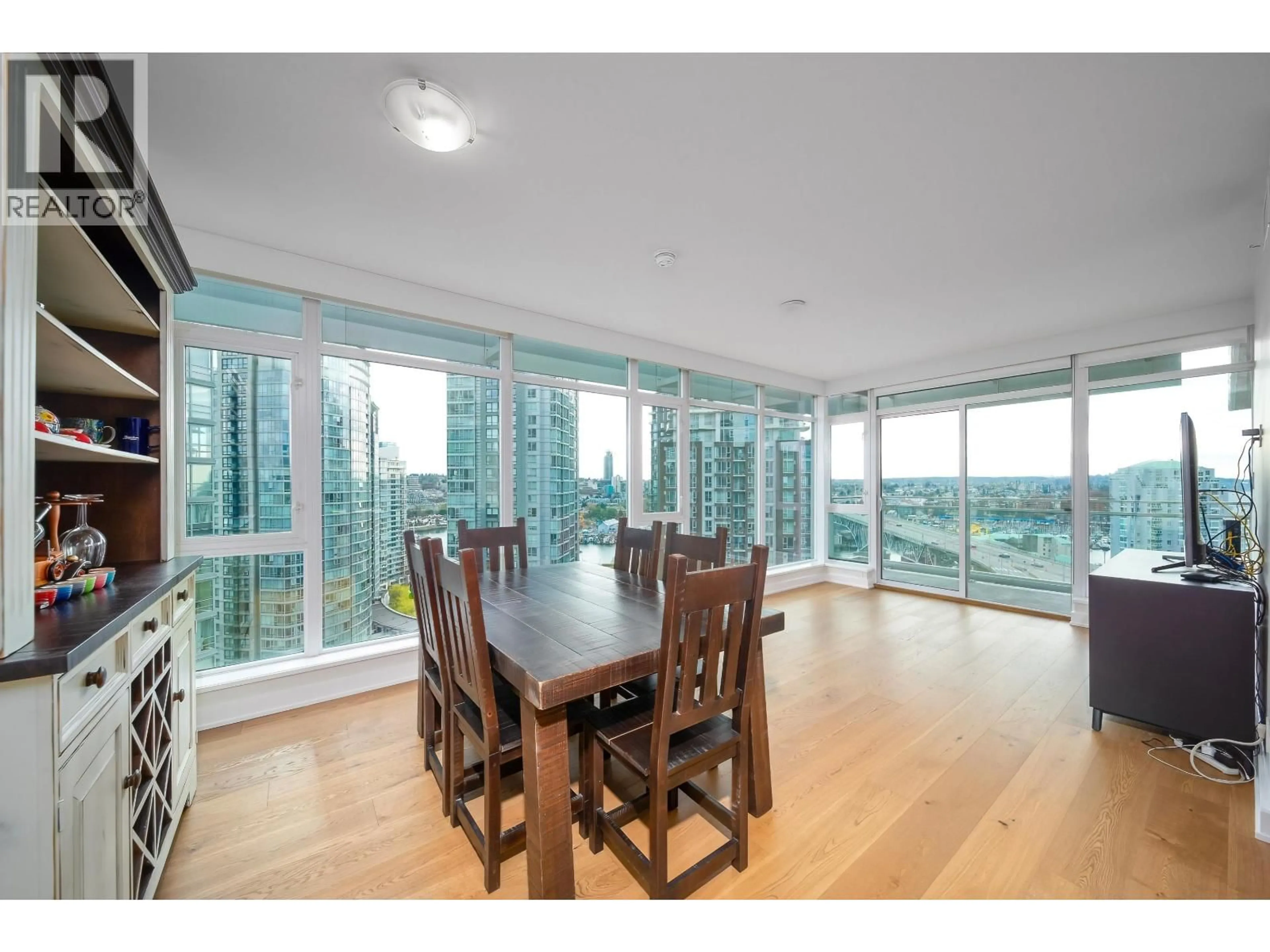 Dining room, wood/laminate floor for 2108 - 1372 SEYMOUR STREET, Vancouver British Columbia V6B0L1