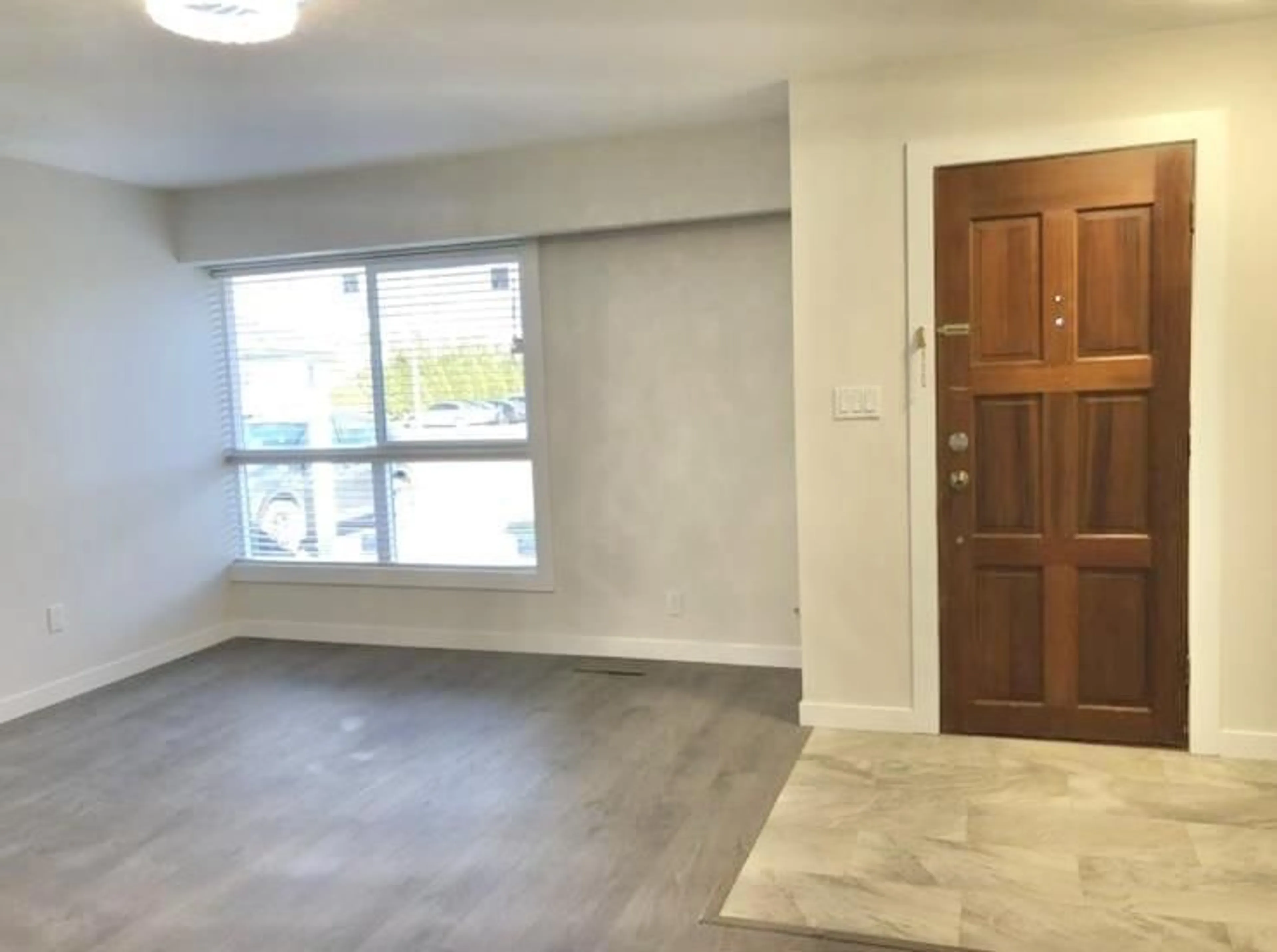 A pic of a room for 10307 146, Surrey British Columbia V3R3T3