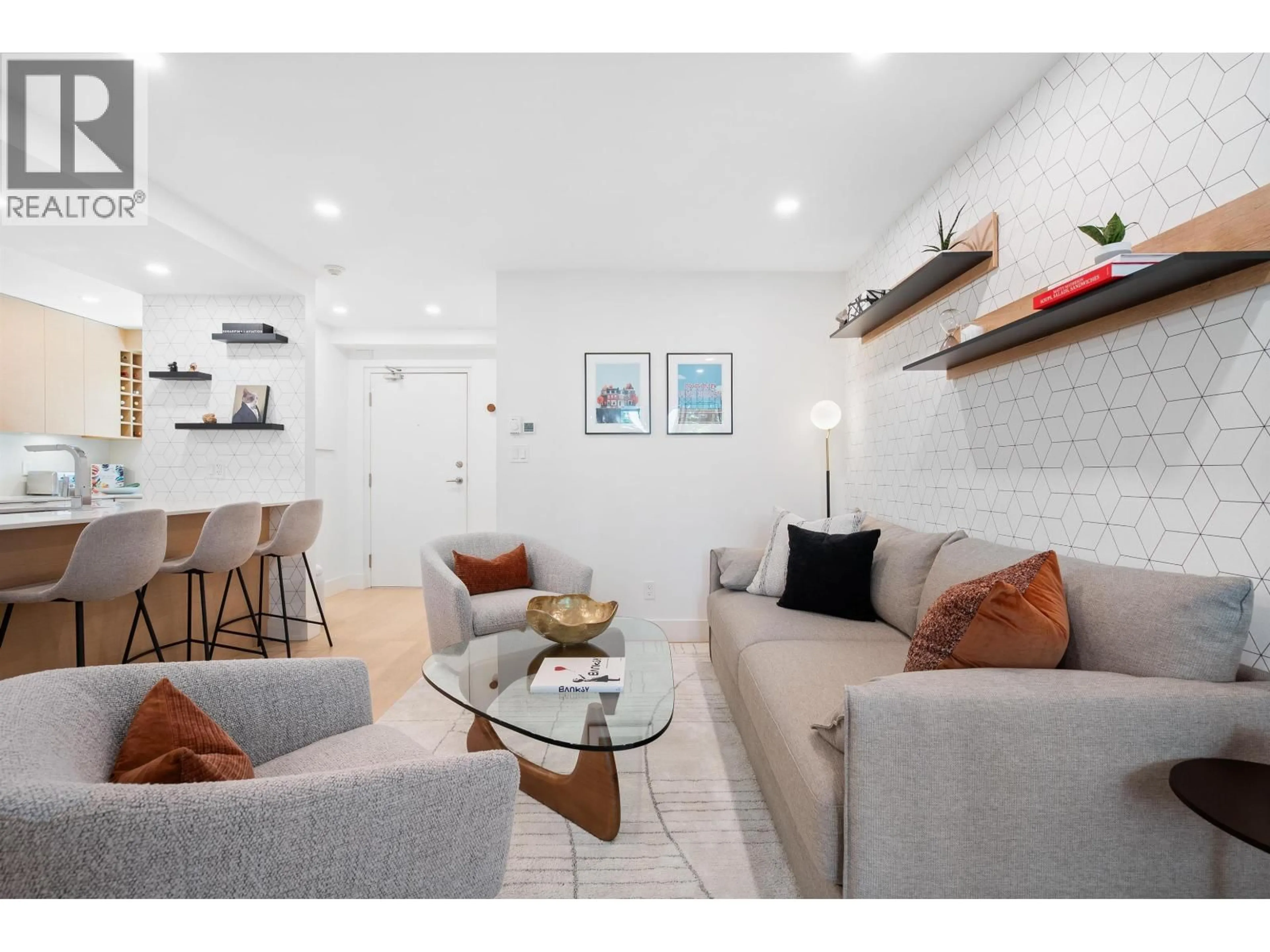 Living room with furniture, unknown for 301 - 1350 COMOX STREET, Vancouver British Columbia V6E4E1