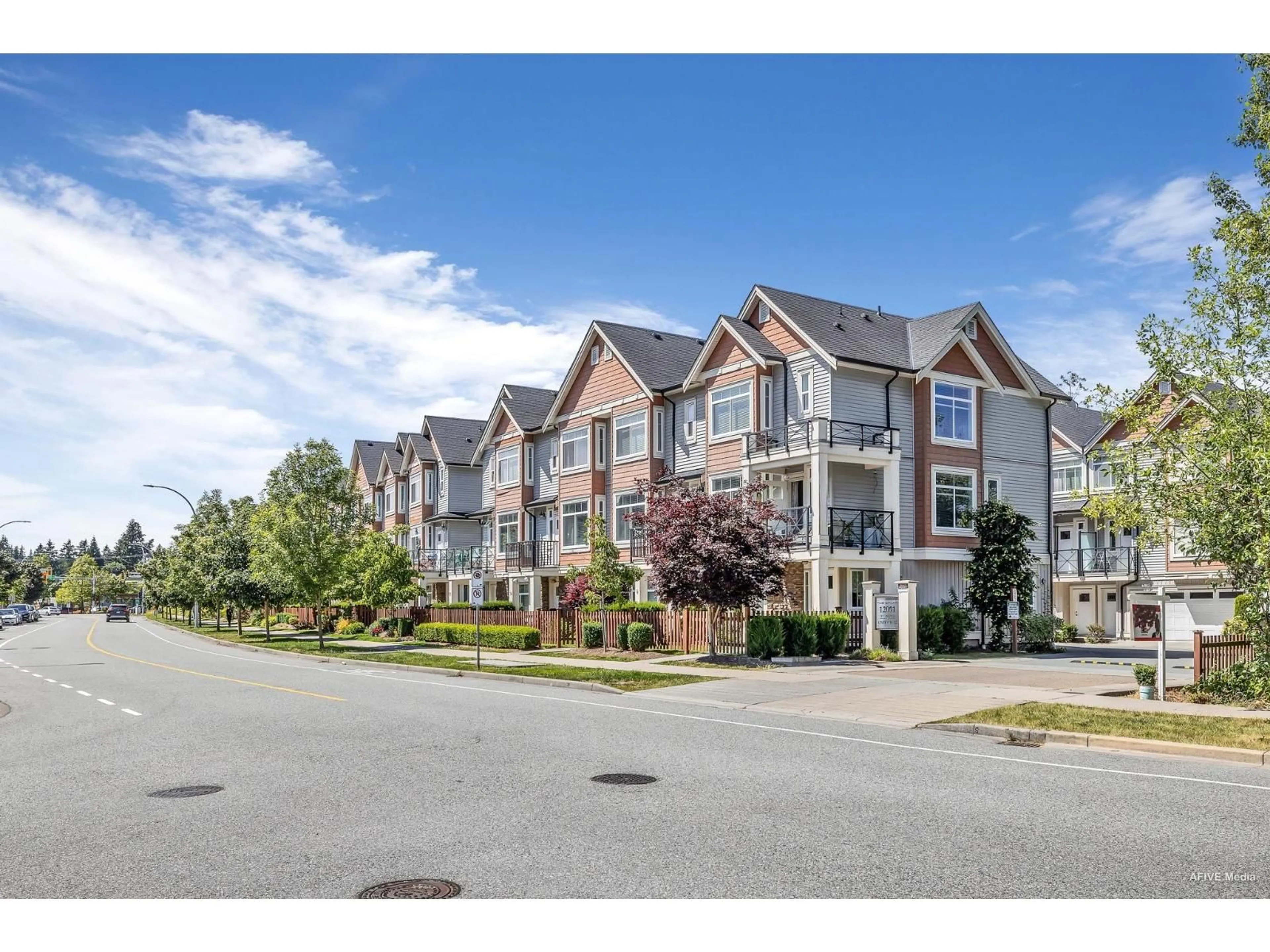 A pic from outside/outdoor area/front of a property/back of a property/a pic from drone, mountain view for 7 - 12091 70, Surrey British Columbia V3W1A6