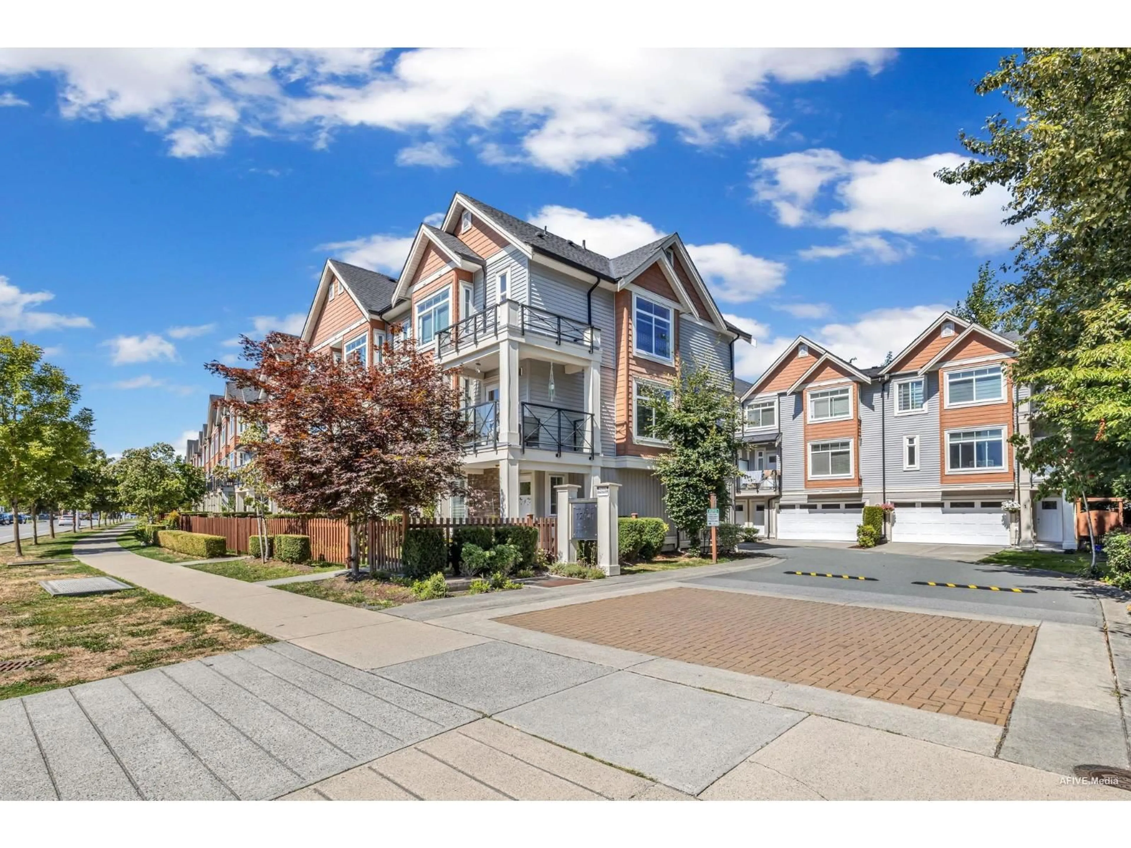 A pic from outside/outdoor area/front of a property/back of a property/a pic from drone, street for 7 - 12091 70 AVENUE, Surrey British Columbia V3W1A6