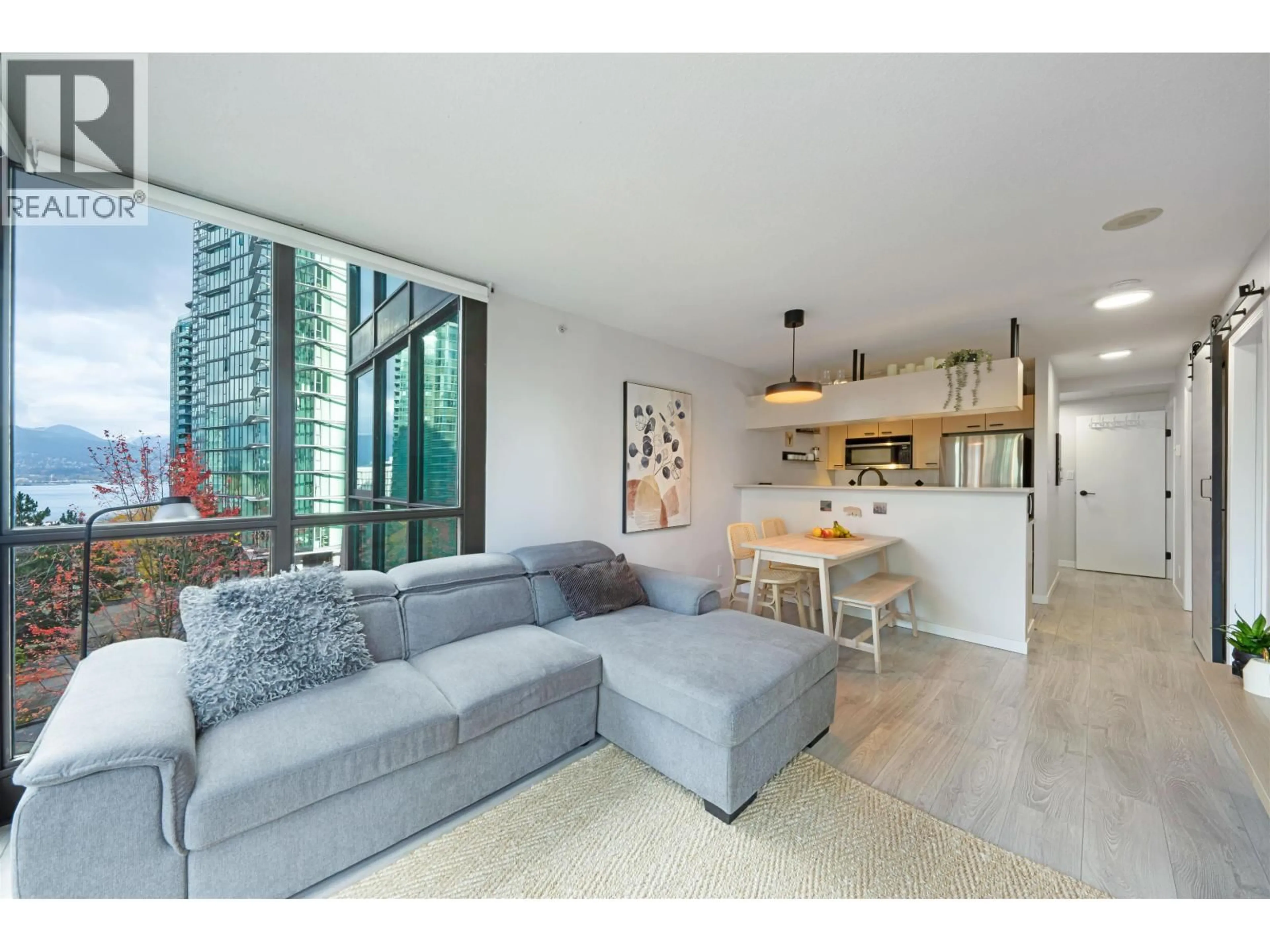 Living room with furniture, unknown for 306 - 1331 ALBERNI STREET, Vancouver British Columbia V6E4S1