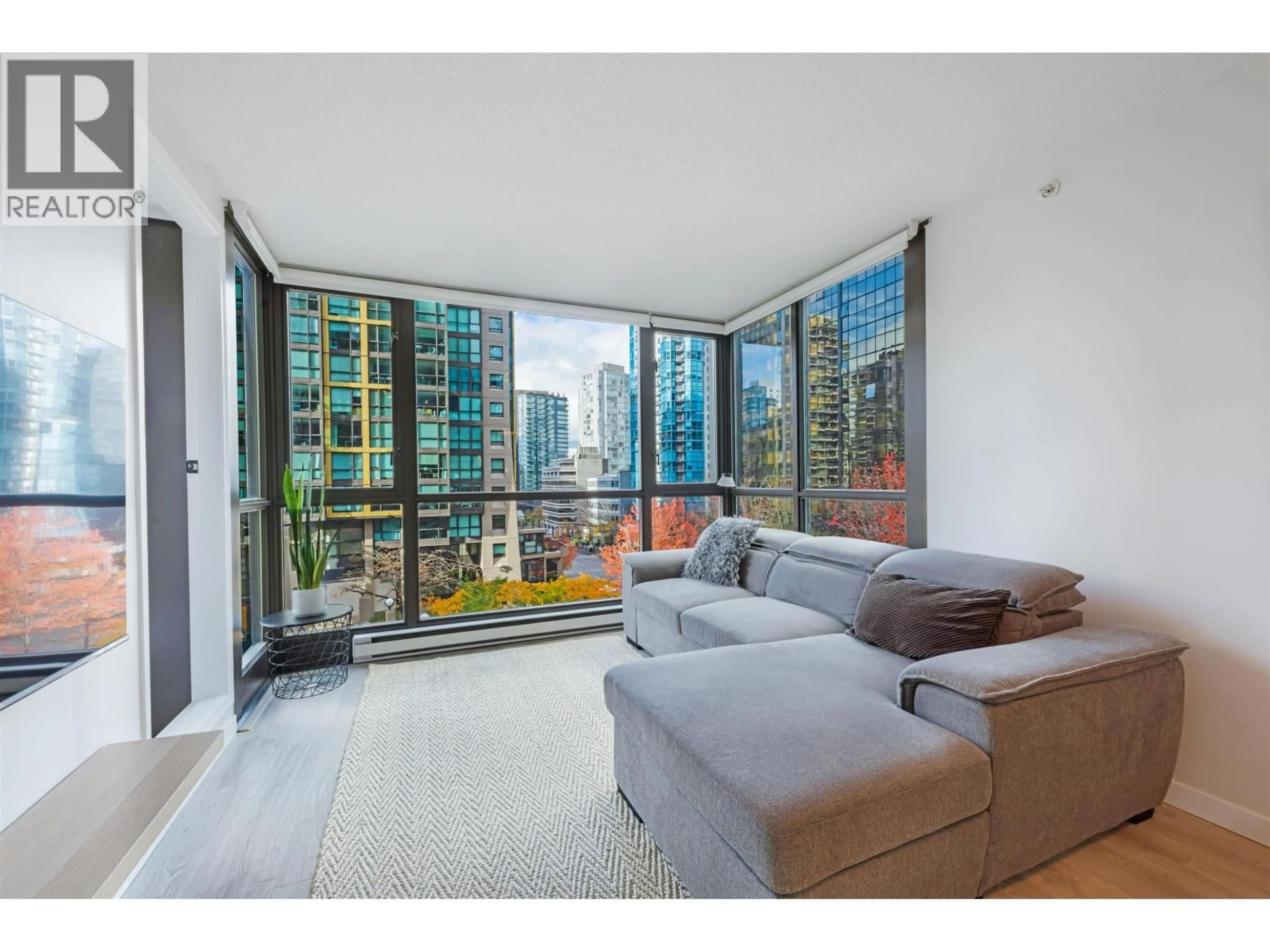 Living room with furniture, unknown for 306 - 1331 ALBERNI STREET, Vancouver British Columbia V6E4S1