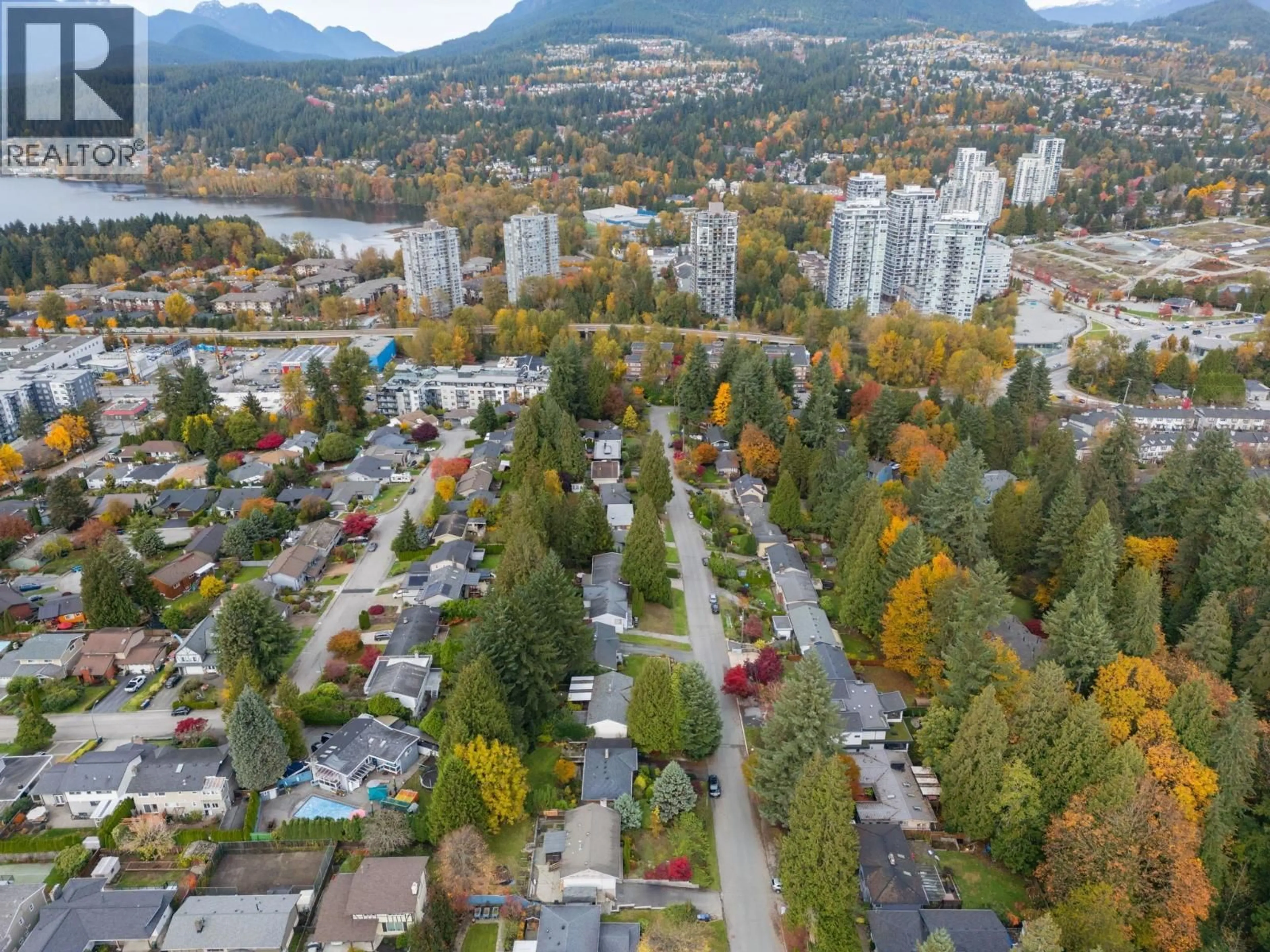 A pic from outside/outdoor area/front of a property/back of a property/a pic from drone, mountain view for 211 CLEARVIEW DRIVE, Port Moody British Columbia V3H2S7