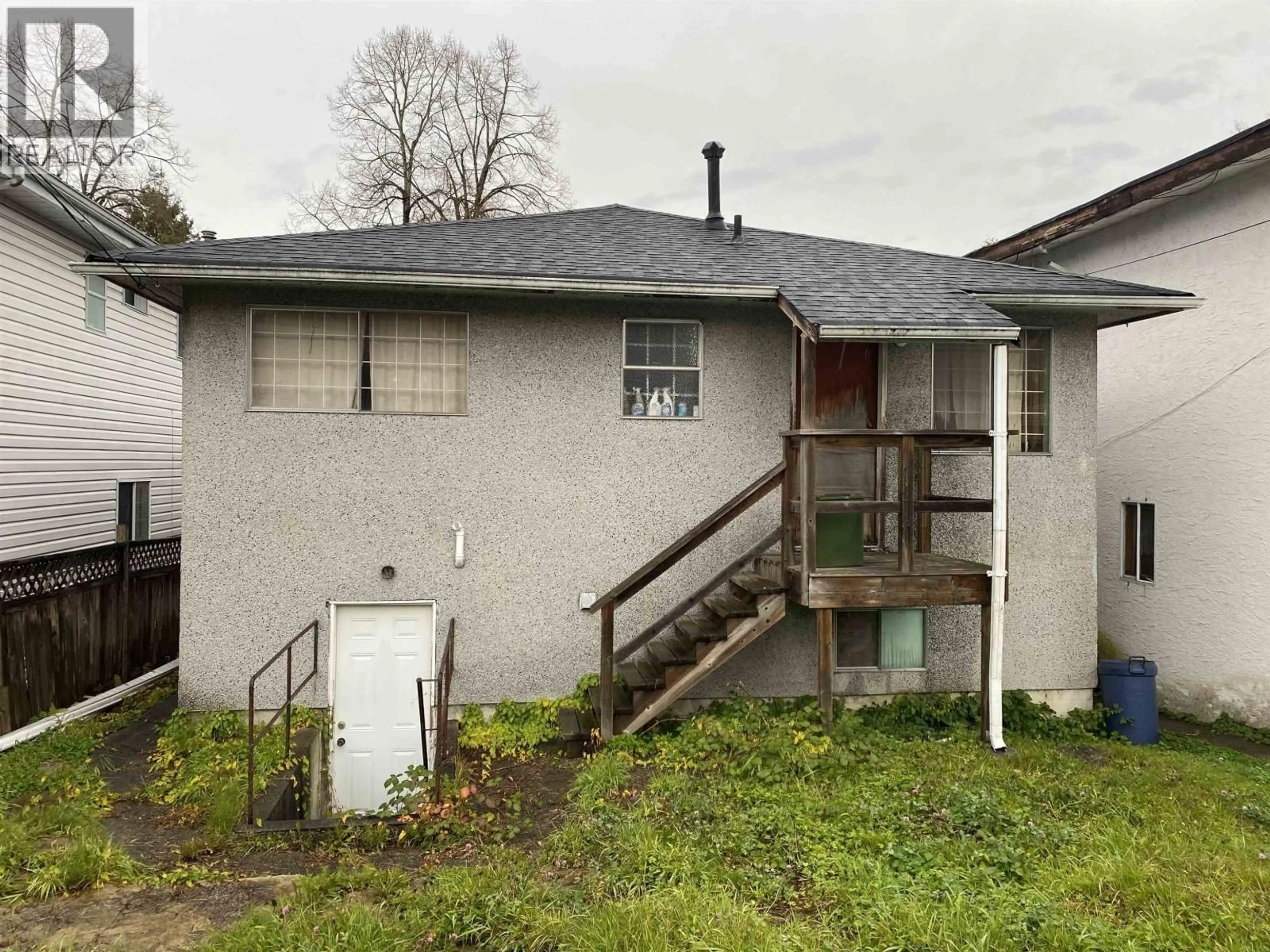Unknown for 2044 22ND AVENUE, Vancouver British Columbia V5V2R4