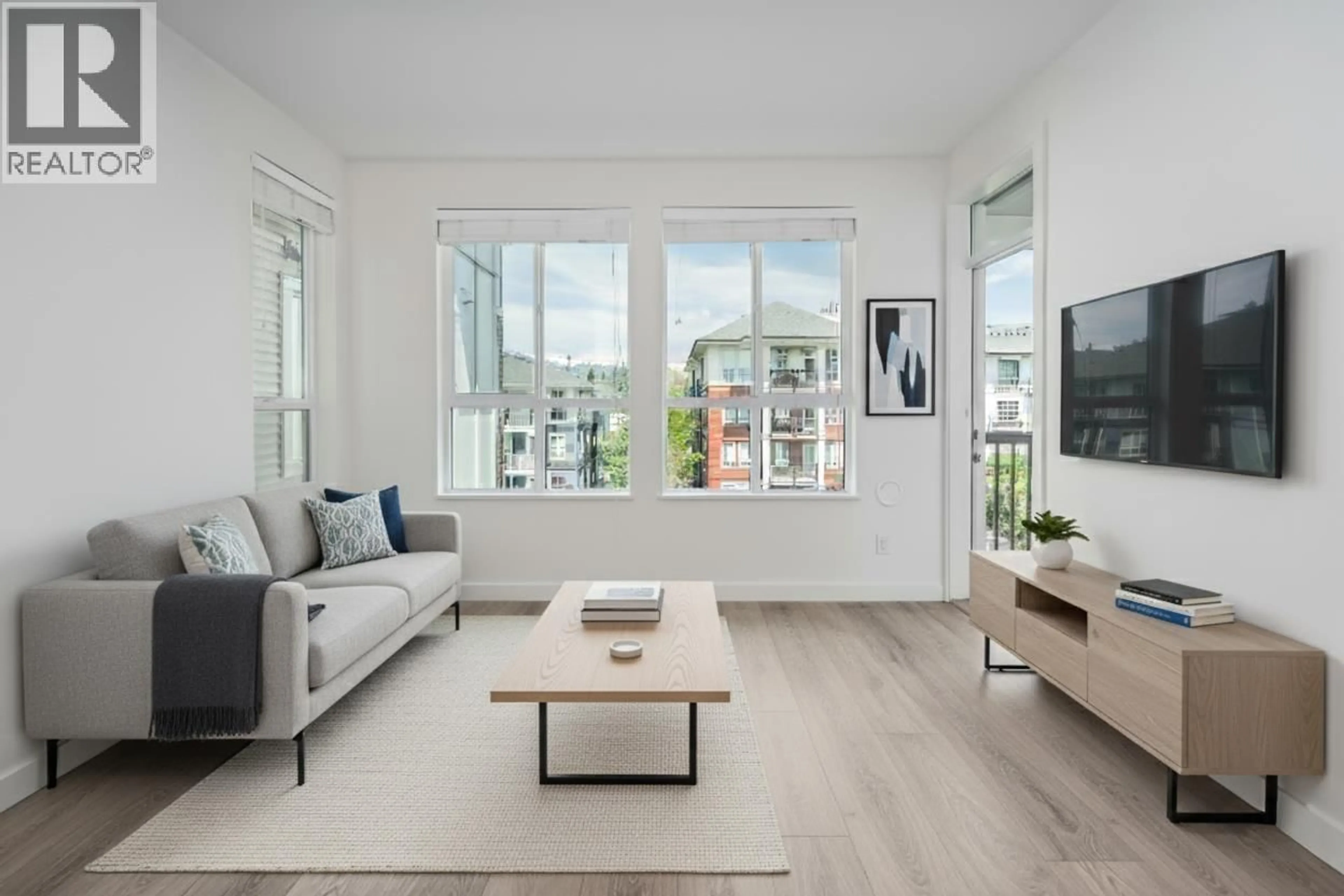 Living room with furniture, unknown for 303 - 611 REGAN AVENUE, Coquitlam British Columbia V3J0E5