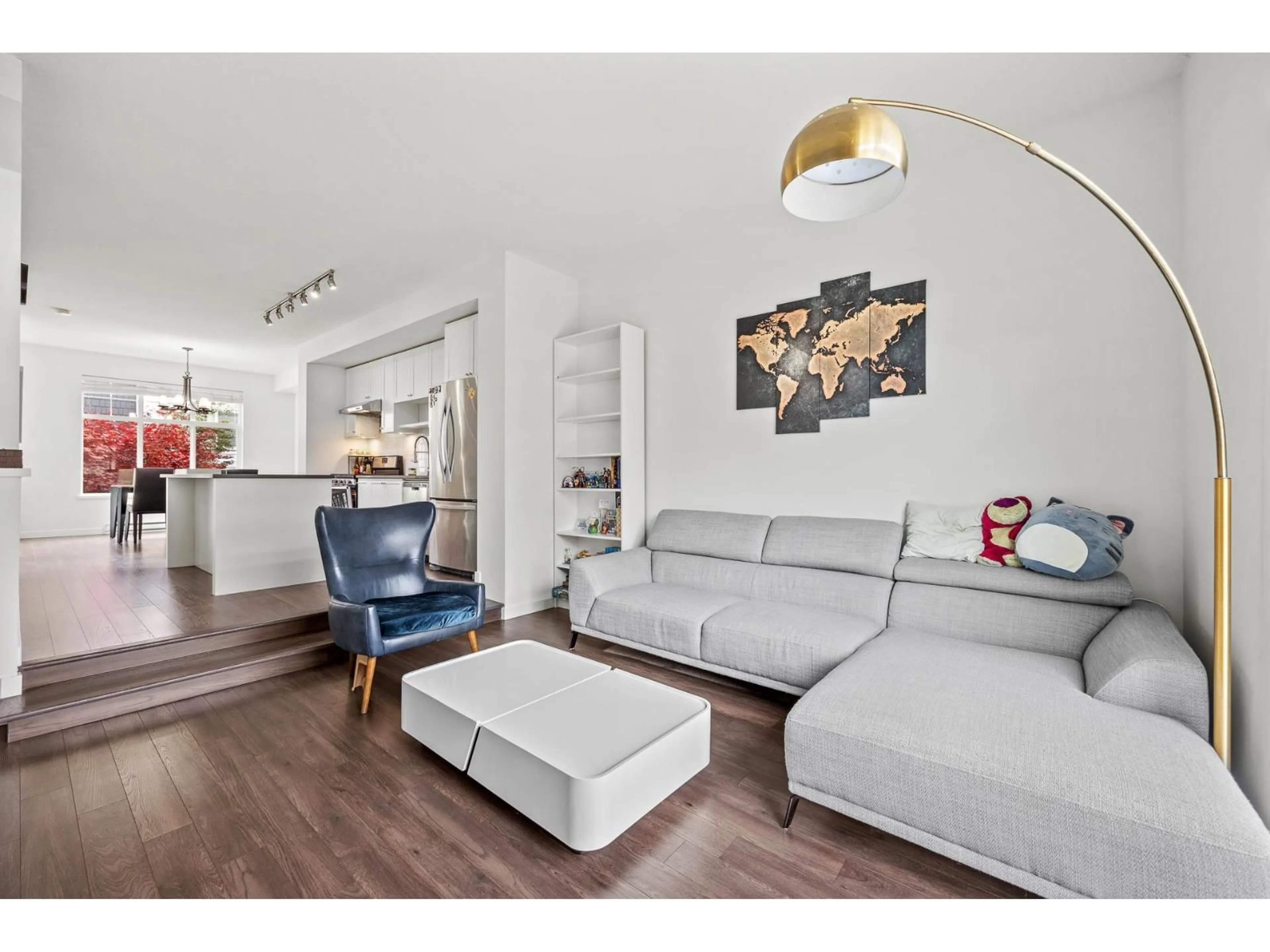 Living room with furniture, unknown for 32 - 15268 28, Surrey British Columbia V4P0E8