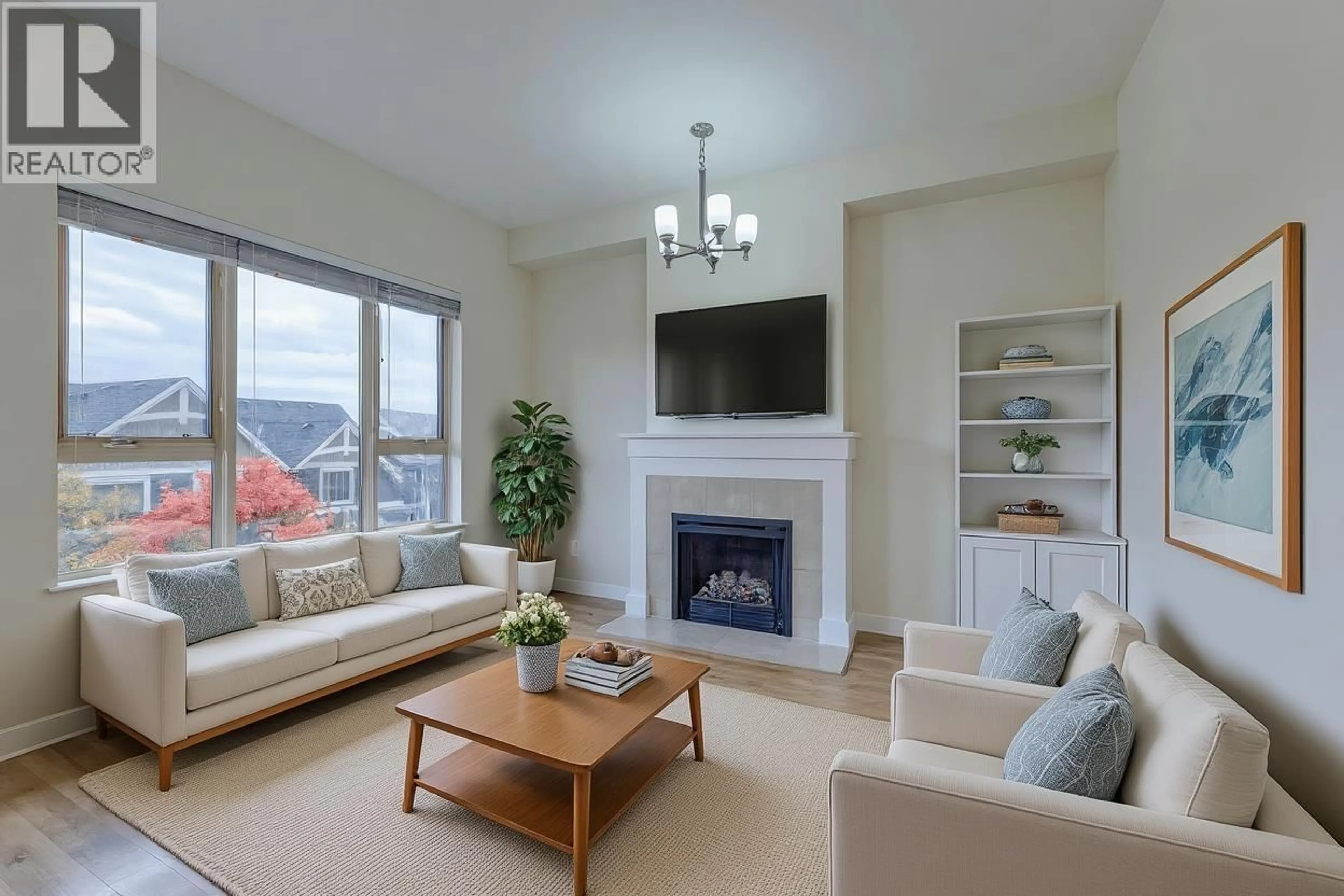 Living room with furniture, unknown for 140 - 3105 DAYANEE SPRINGS BOULEVARD, Coquitlam British Columbia V3E0C2