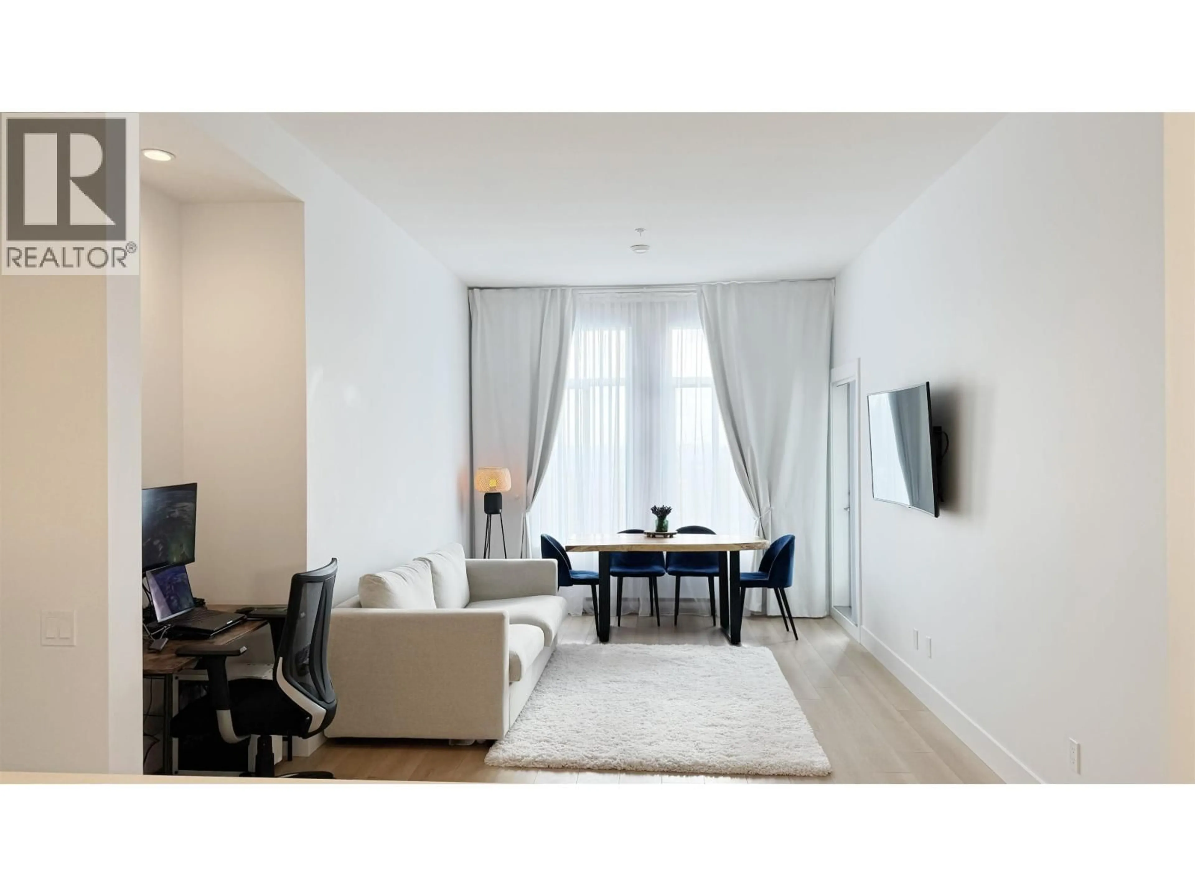 Living room with furniture, unknown for 209 - 708 EDGAR AVENUE, Coquitlam British Columbia V3K0H3